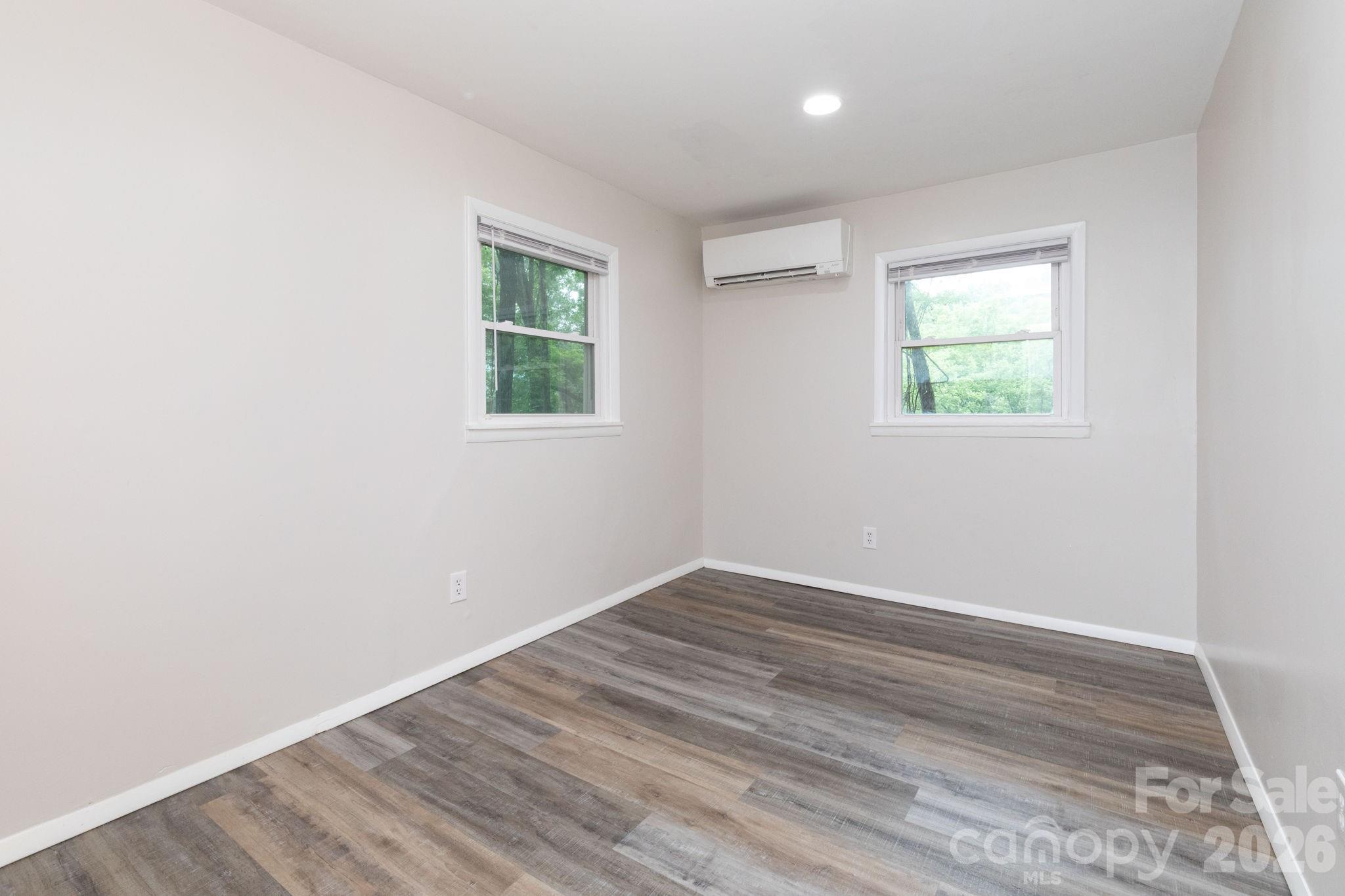 210 Sunset Farm Road Property Photo 9
