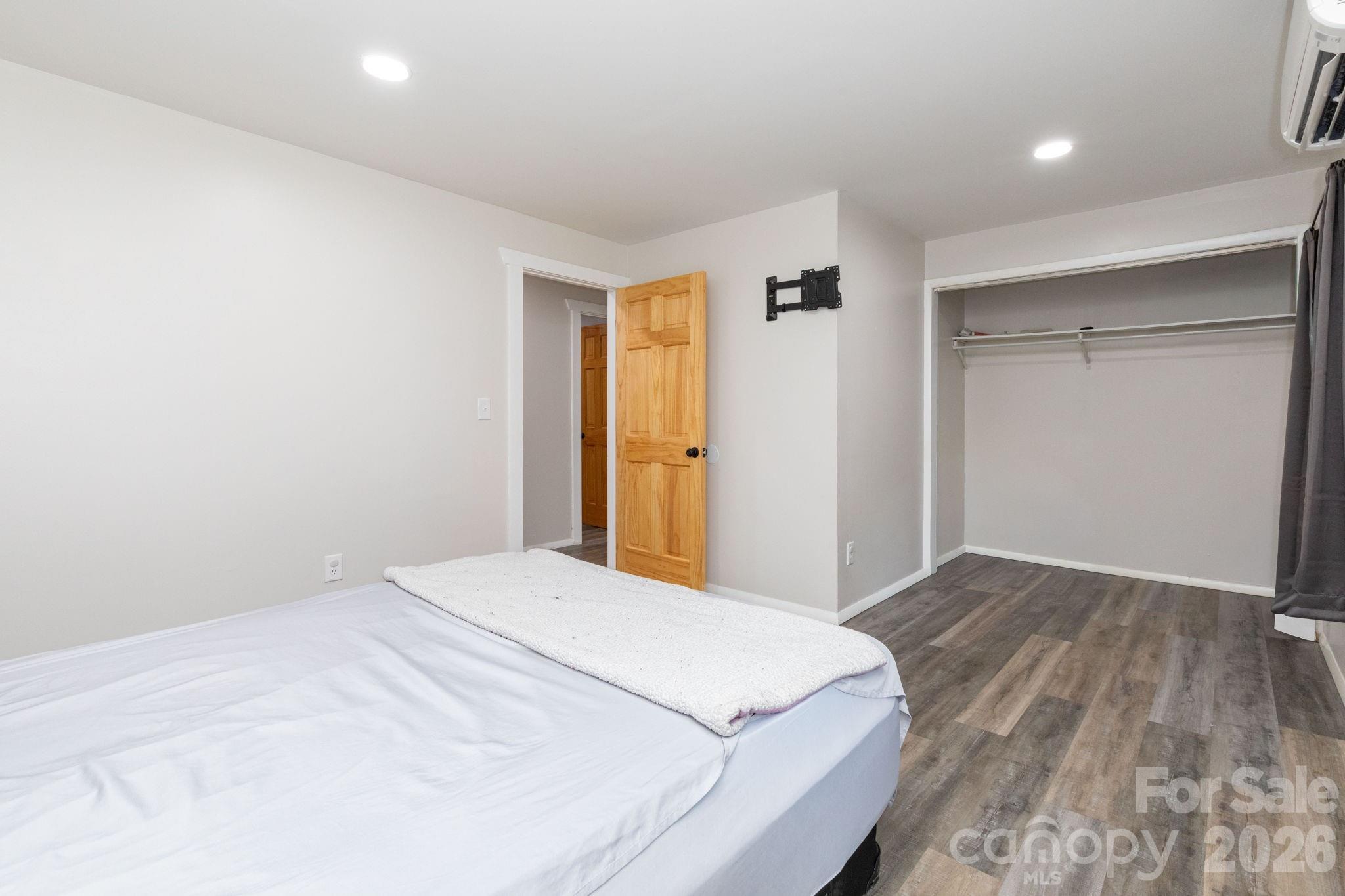 210 Sunset Farm Road Property Photo 11
