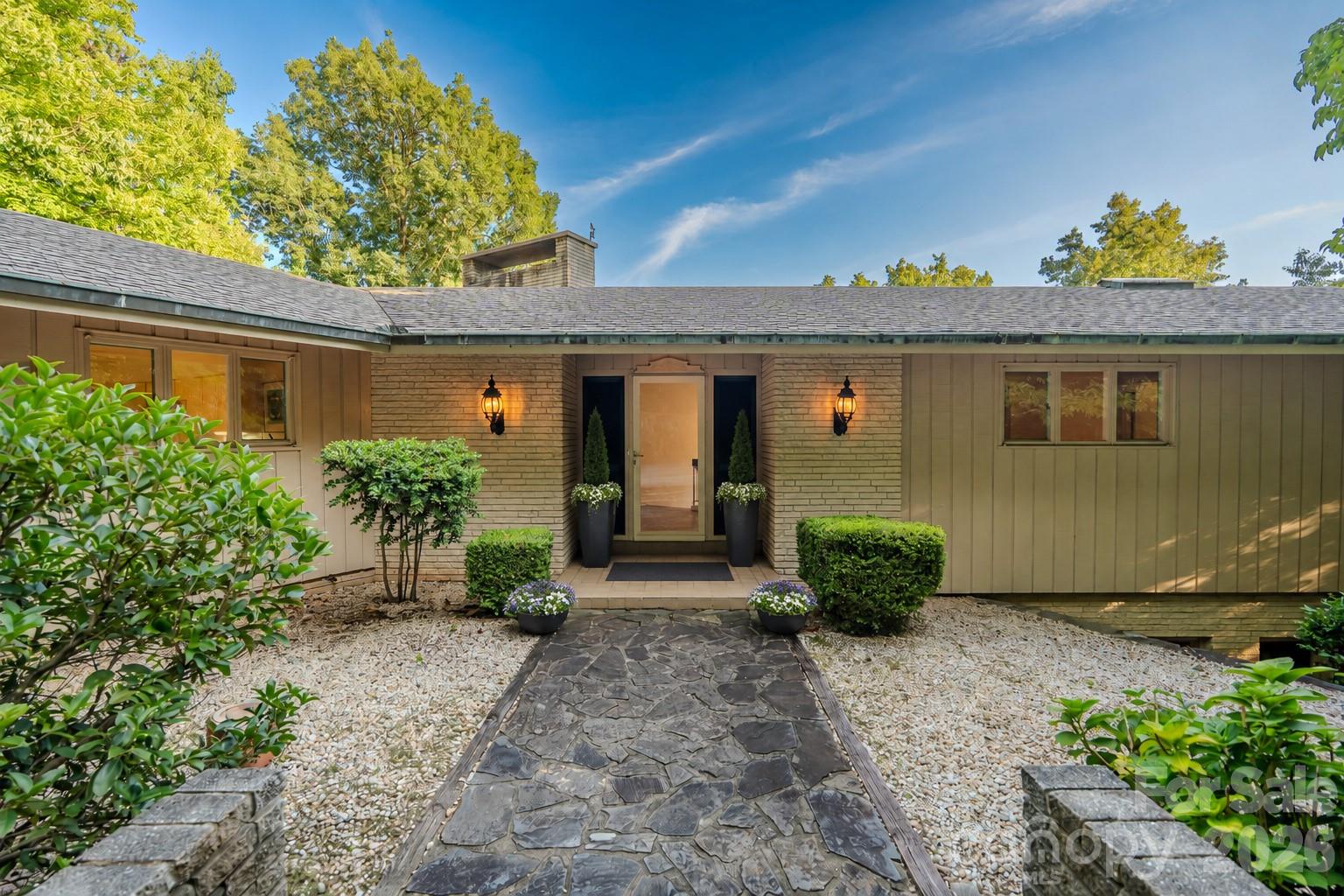 1225 Hogback Mountain Road Property Photo 6