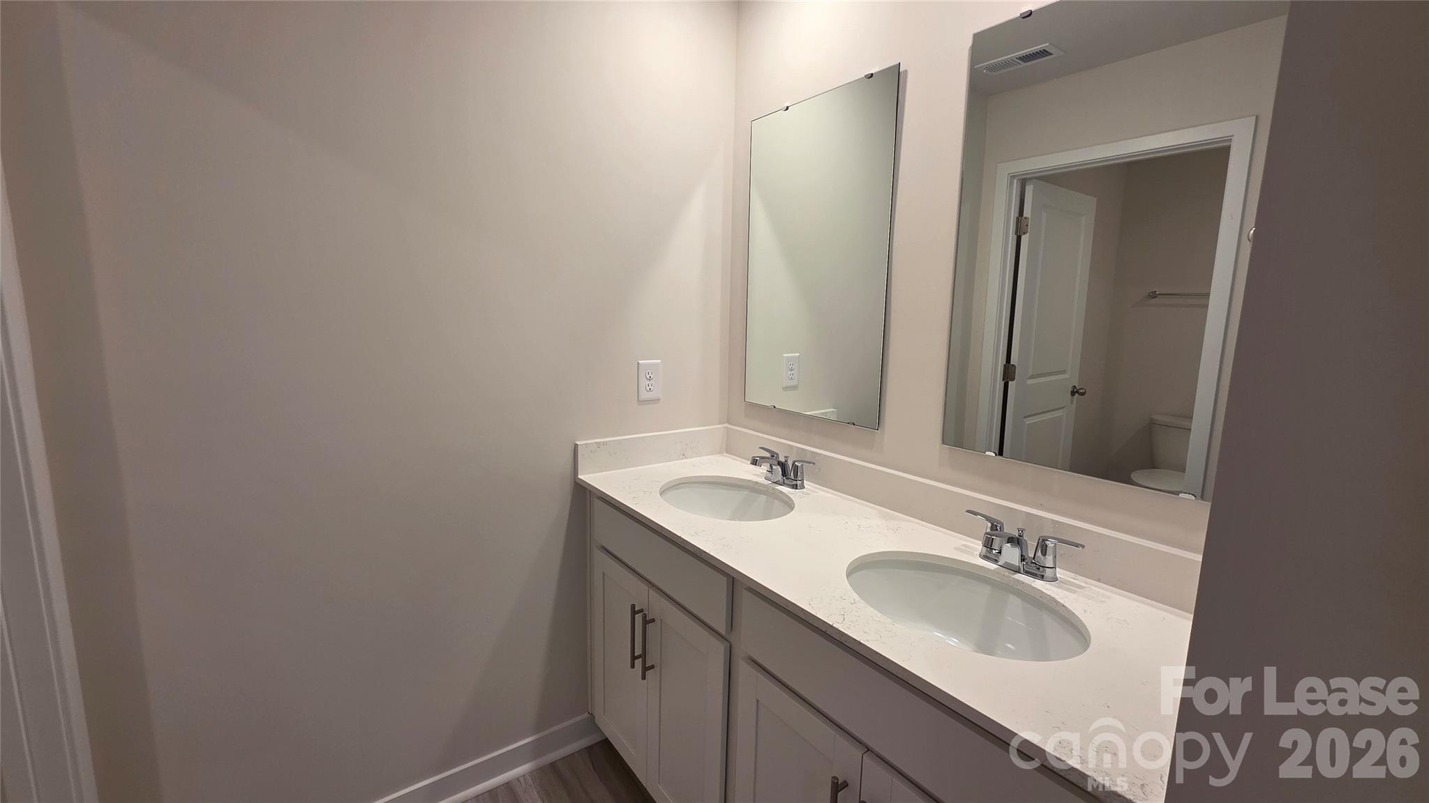 1628 Secrest Commons Drive Property Photo 24