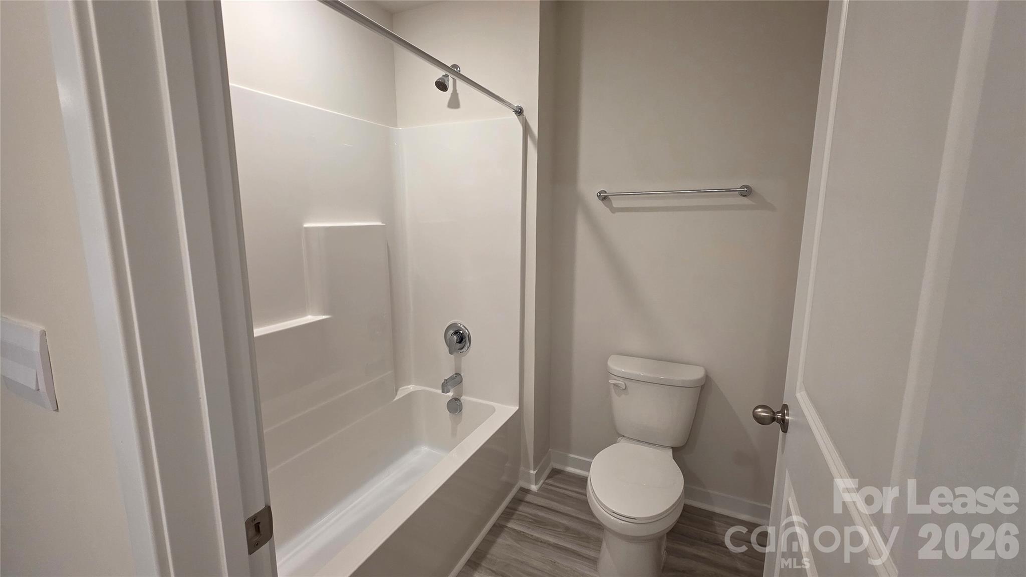 1628 Secrest Commons Drive Property Photo 25