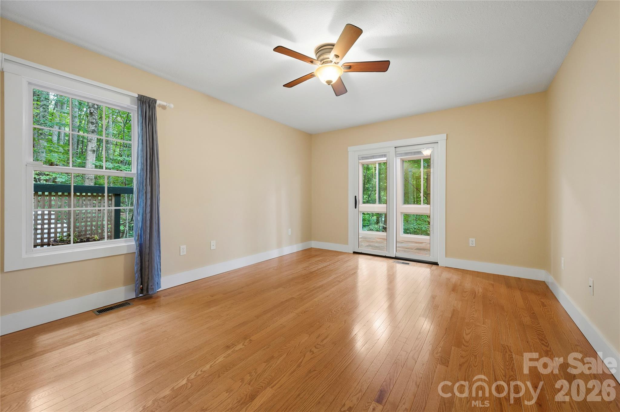 236 Holland Drive Property Photo 14
