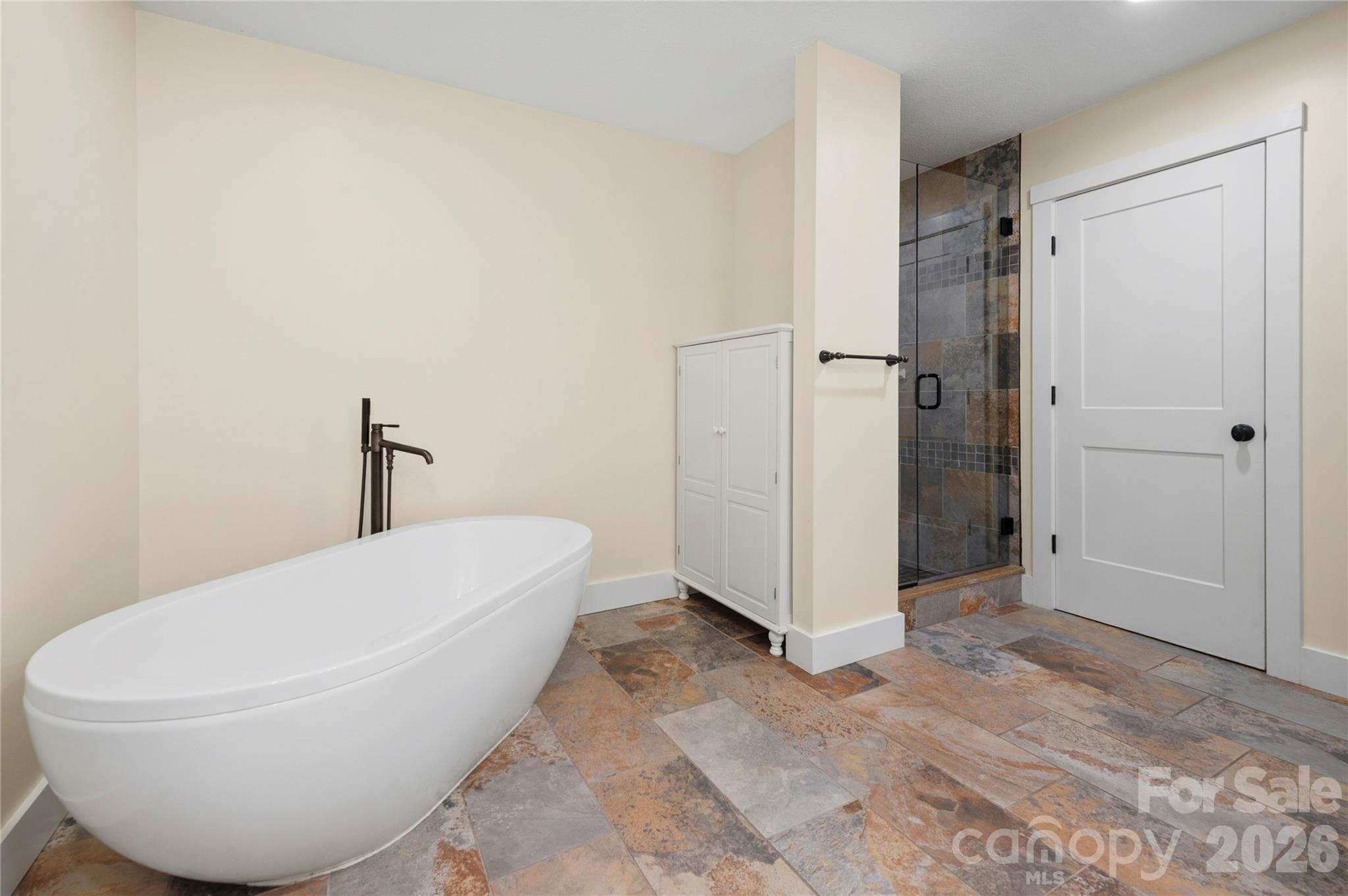236 Holland Drive Property Photo 16