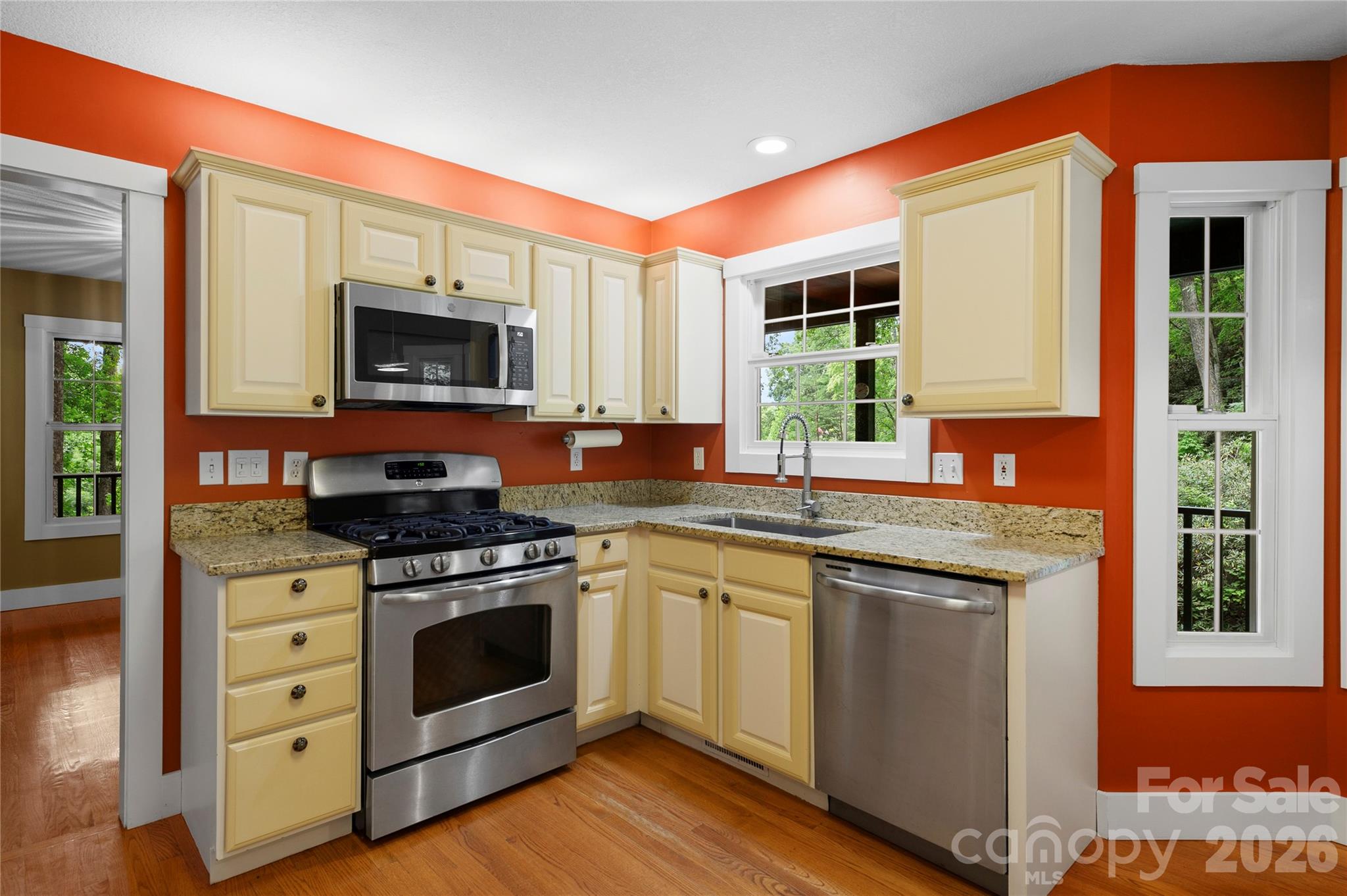 236 Holland Drive Property Photo 25
