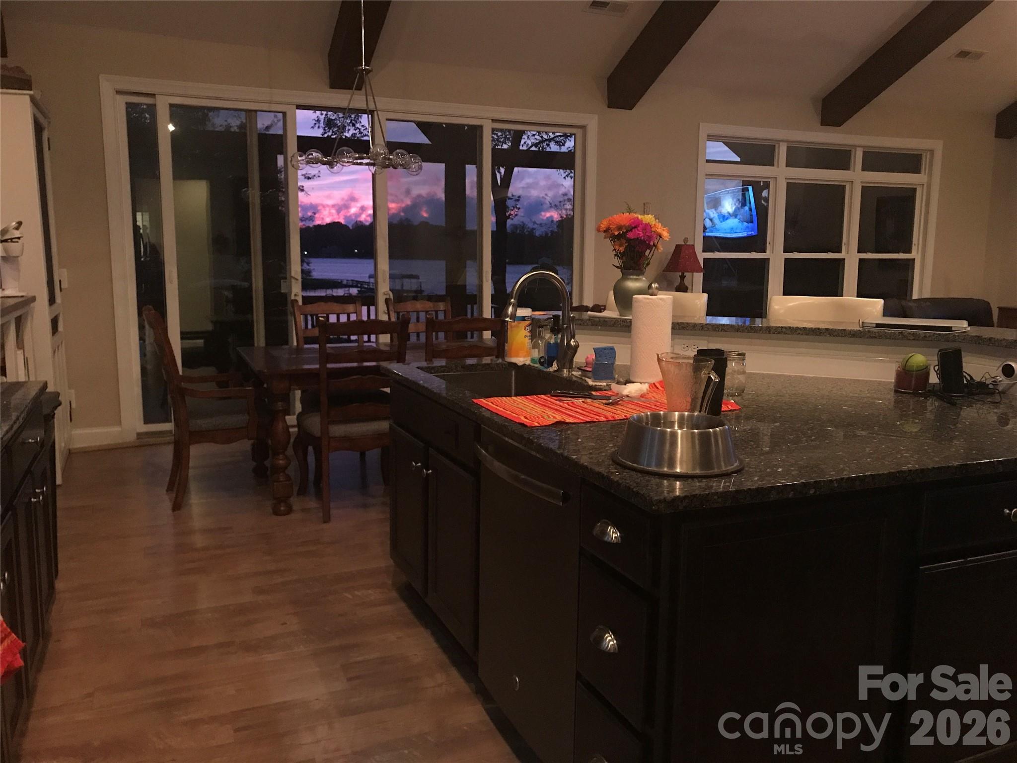 3825 Chevlot Hills Road Property Photo 7