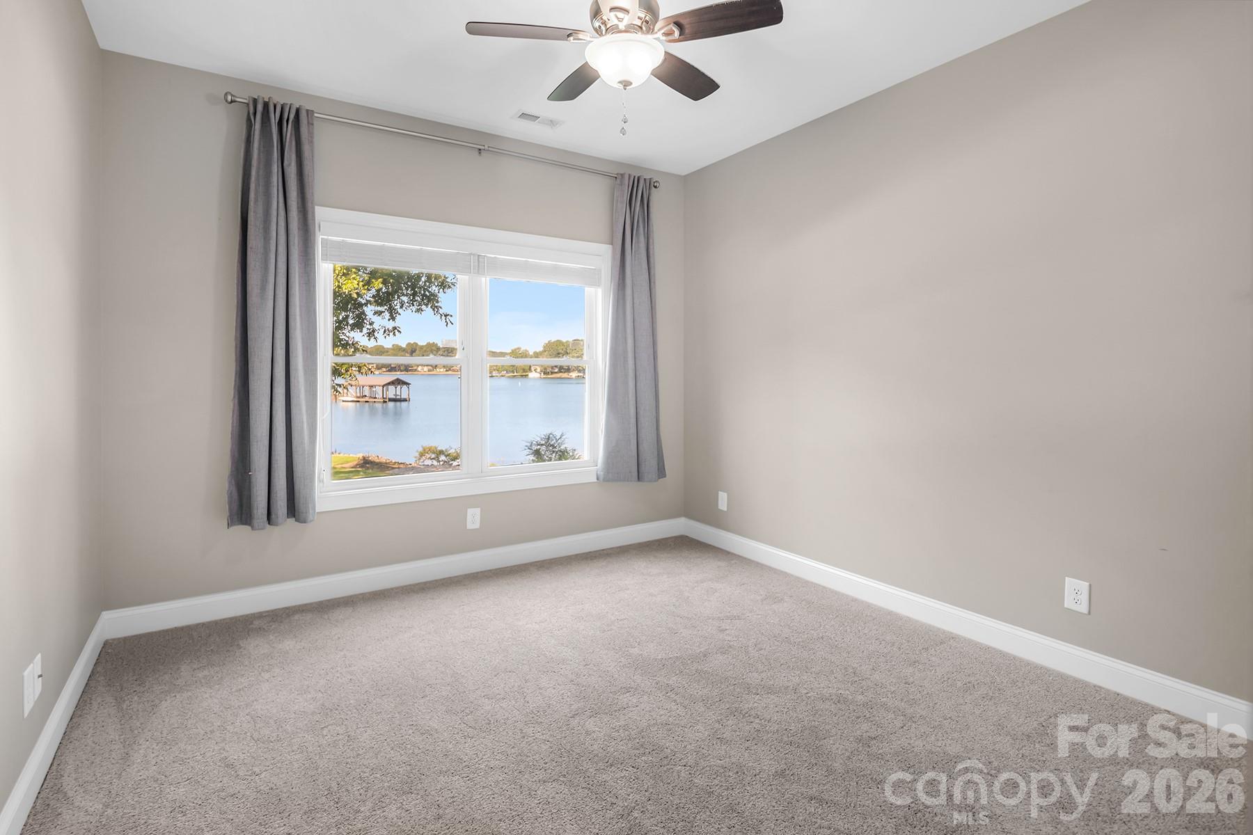 3825 Chevlot Hills Road Property Photo 13