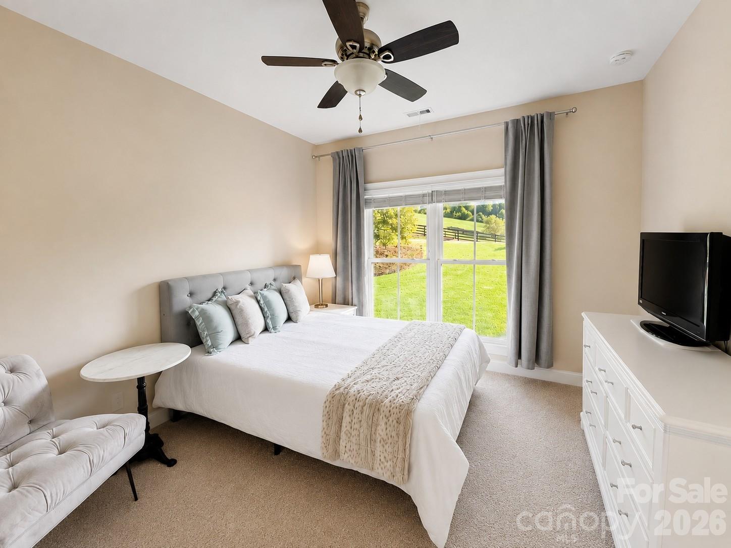 3825 Chevlot Hills Road Property Photo 16