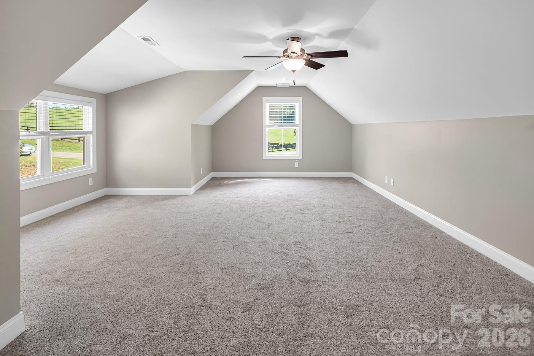 3825 Chevlot Hills Road Property Photo 20