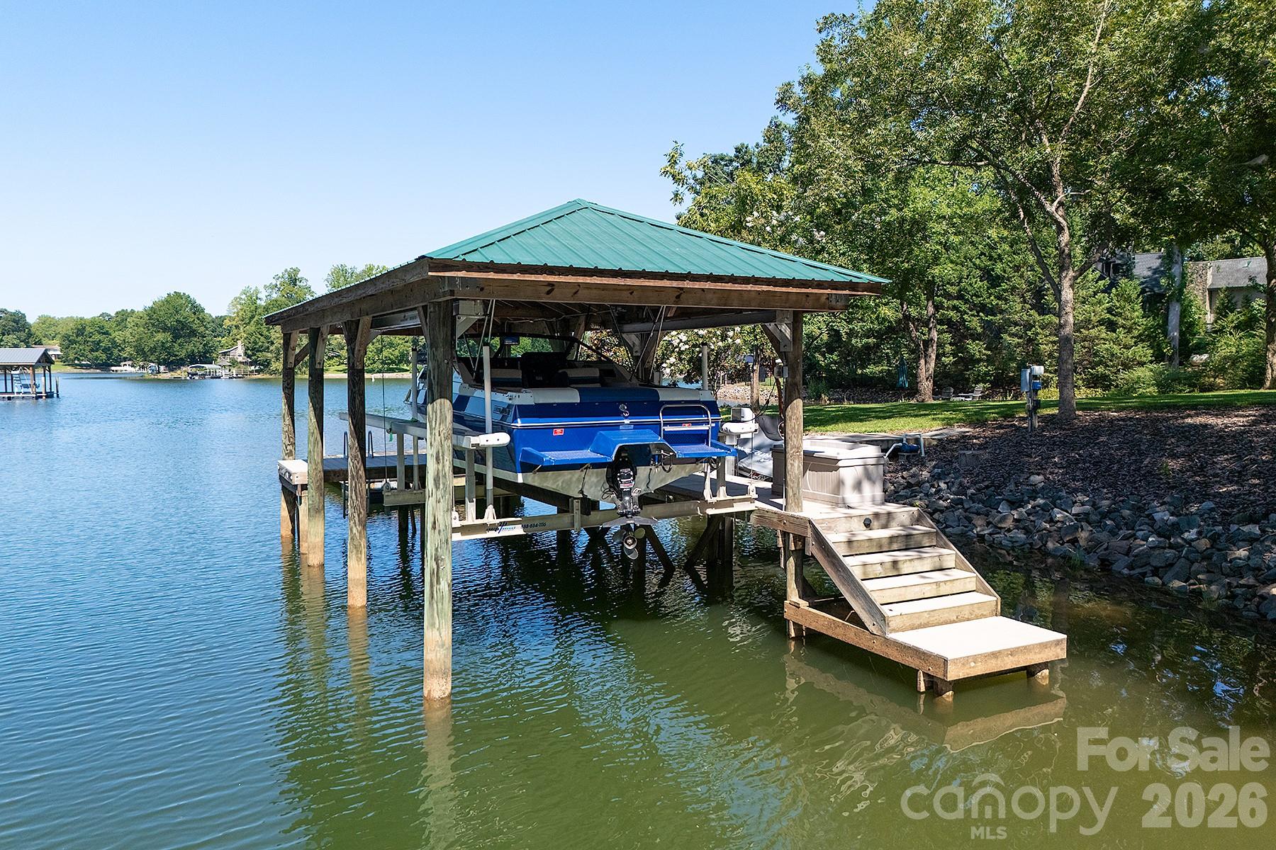 3825 Chevlot Hills Road Property Photo 29