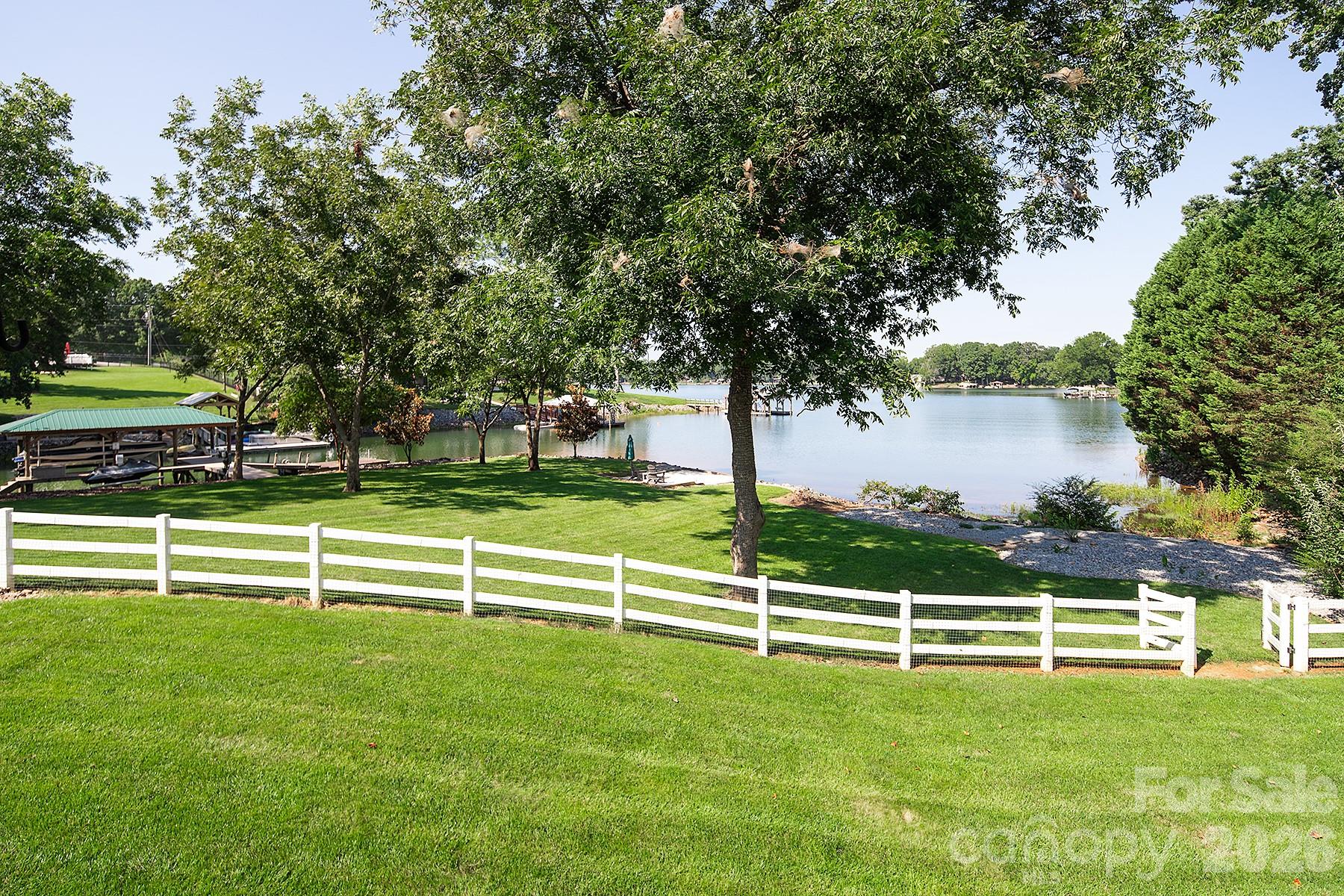 3825 Chevlot Hills Road Property Photo 36
