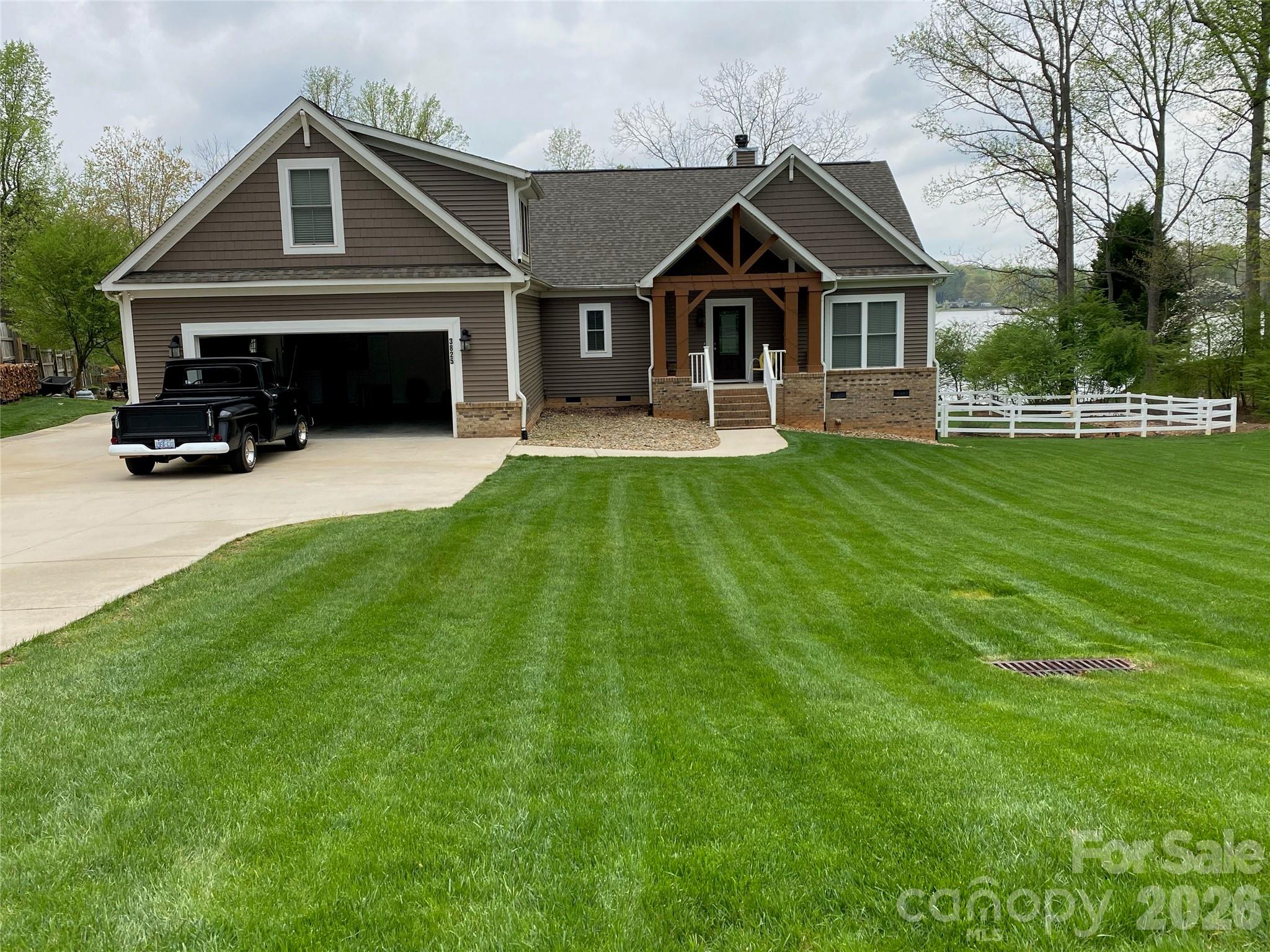 3825 Chevlot Hills Road Property Photo 44