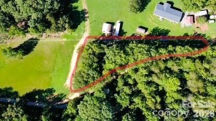 000 Falls Ferguson Road Property Photo 2