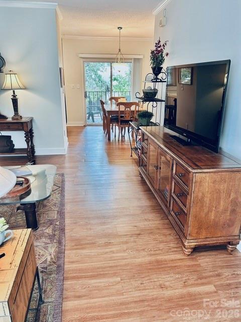 5925 Quail Hollow Road C Property Photo 6