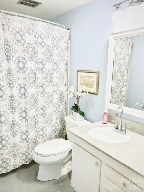 5925 Quail Hollow Road C Property Photo 16