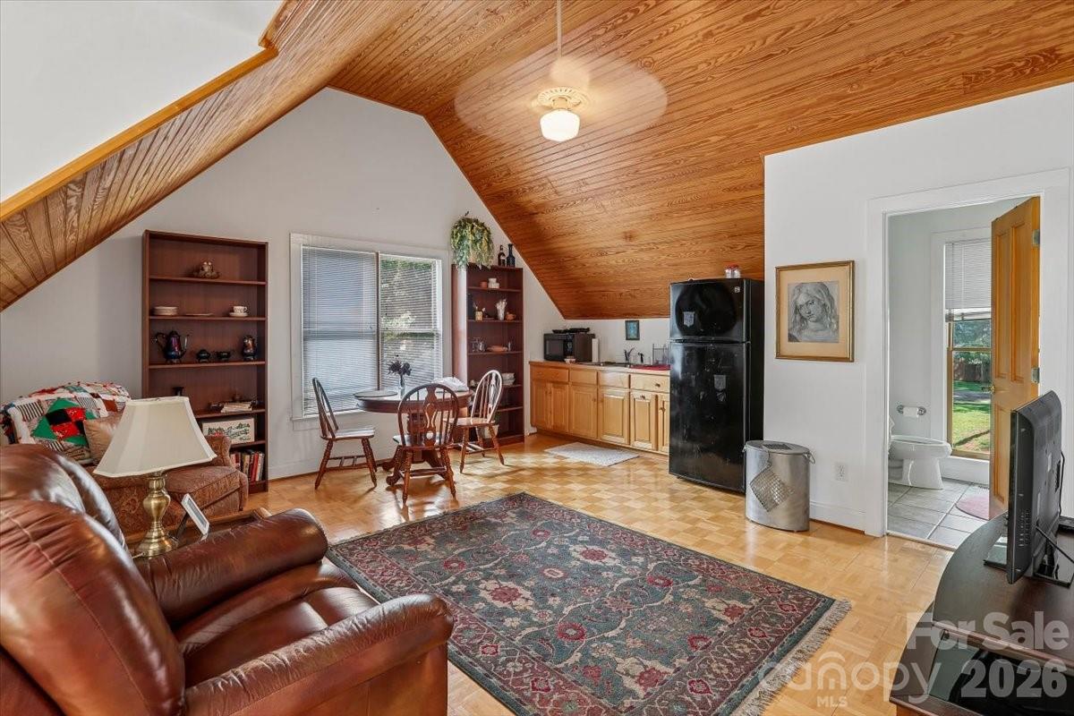 351 Catalina Drive Property Photo 29