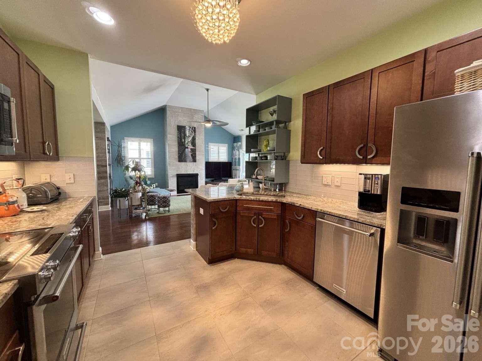 30 Rose Point Drive Property Photo 9