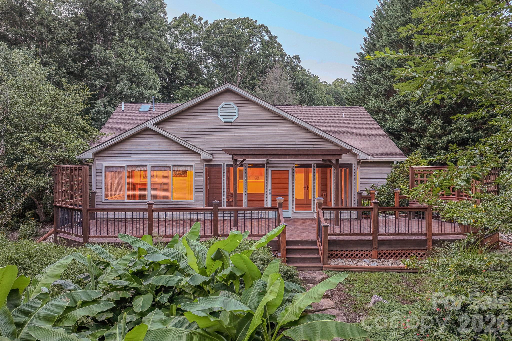 5 Kari Circle Property Photo 3