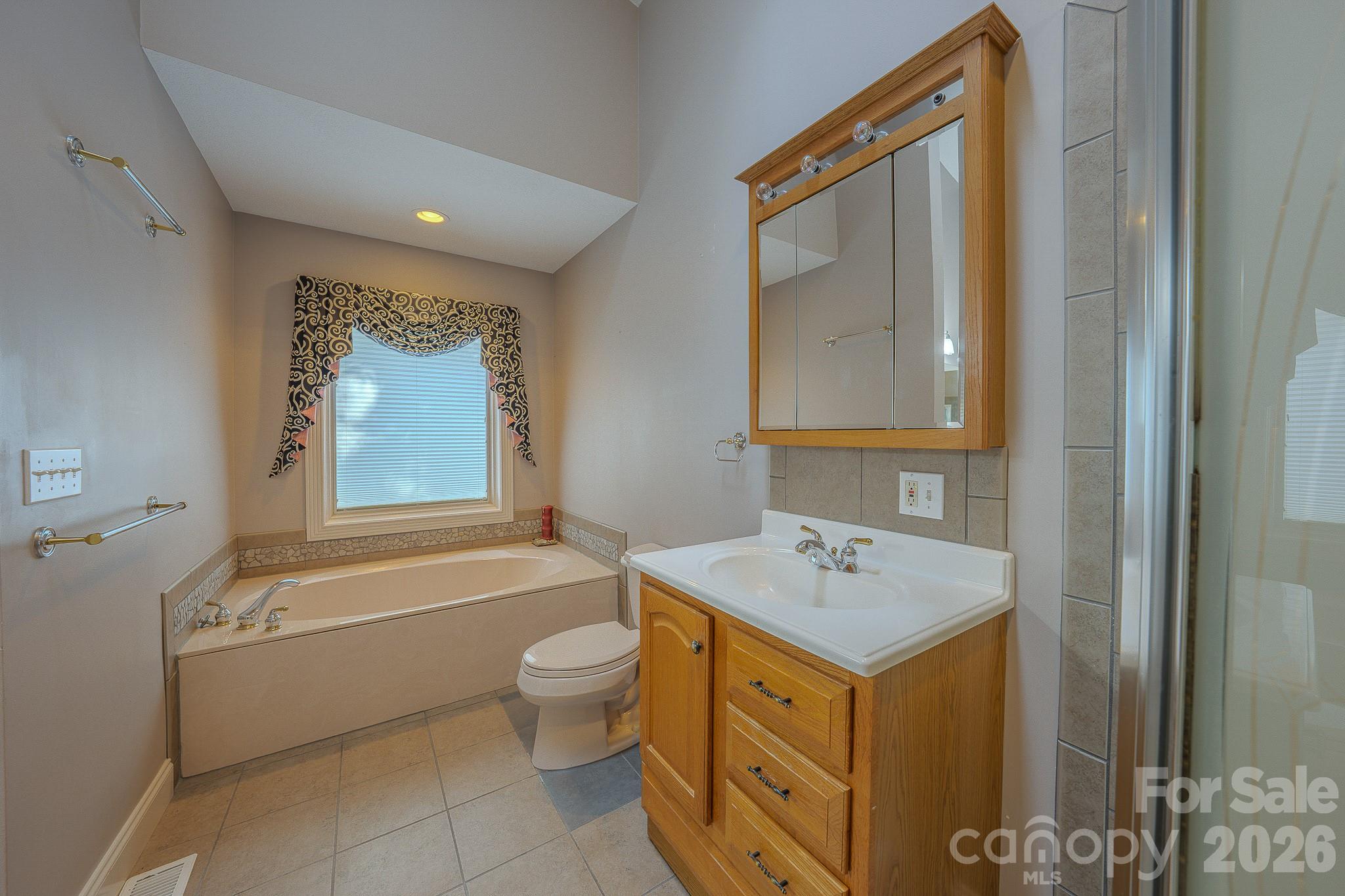 5 Kari Circle Property Photo 20