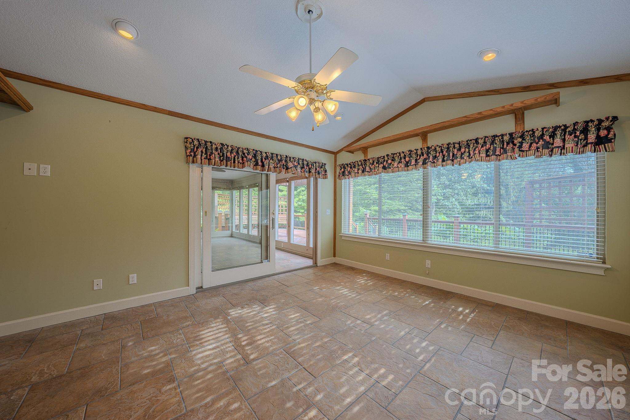 5 Kari Circle Property Photo 31