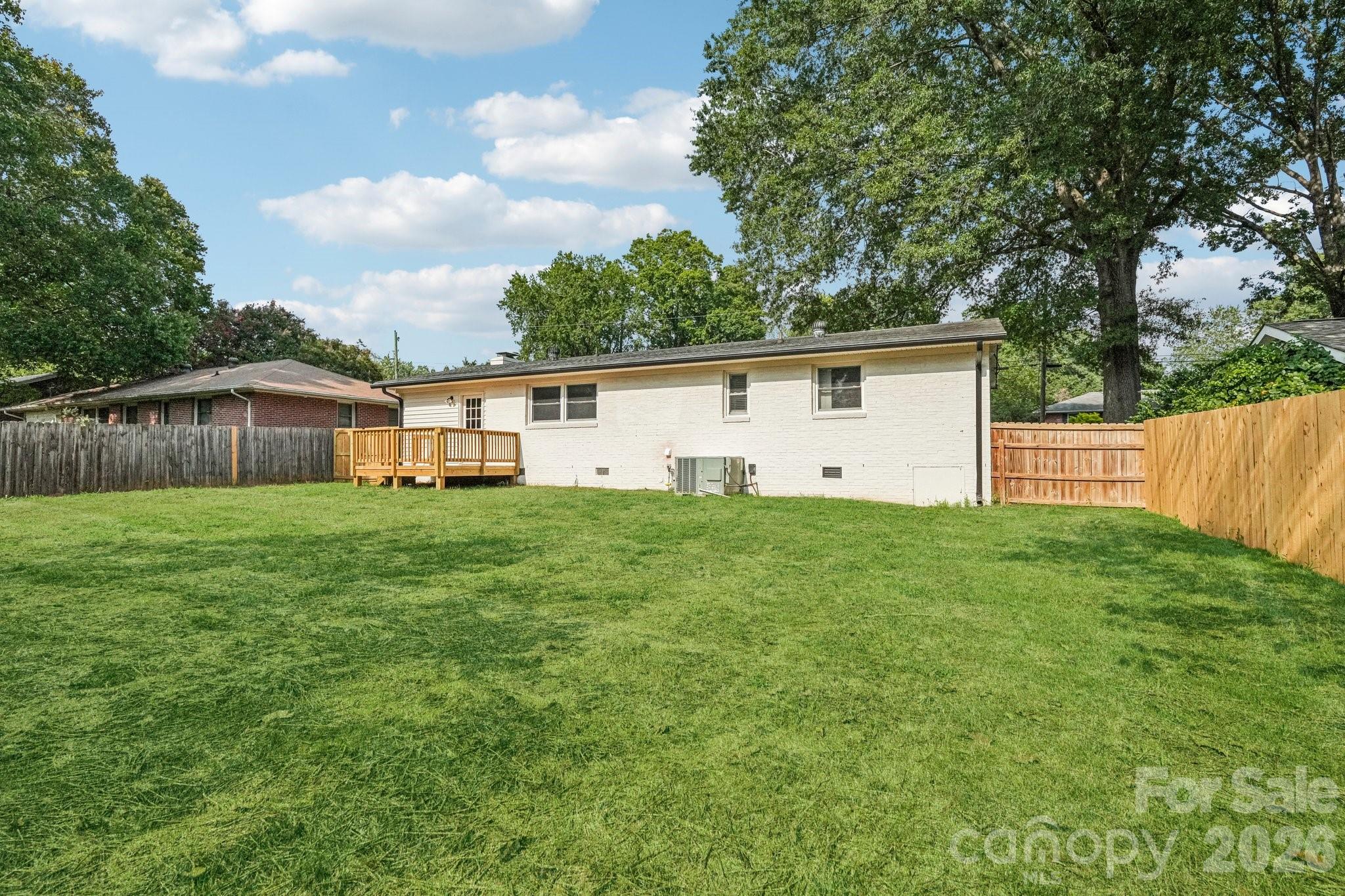 1443 Lynhurst Drive Property Photo 37