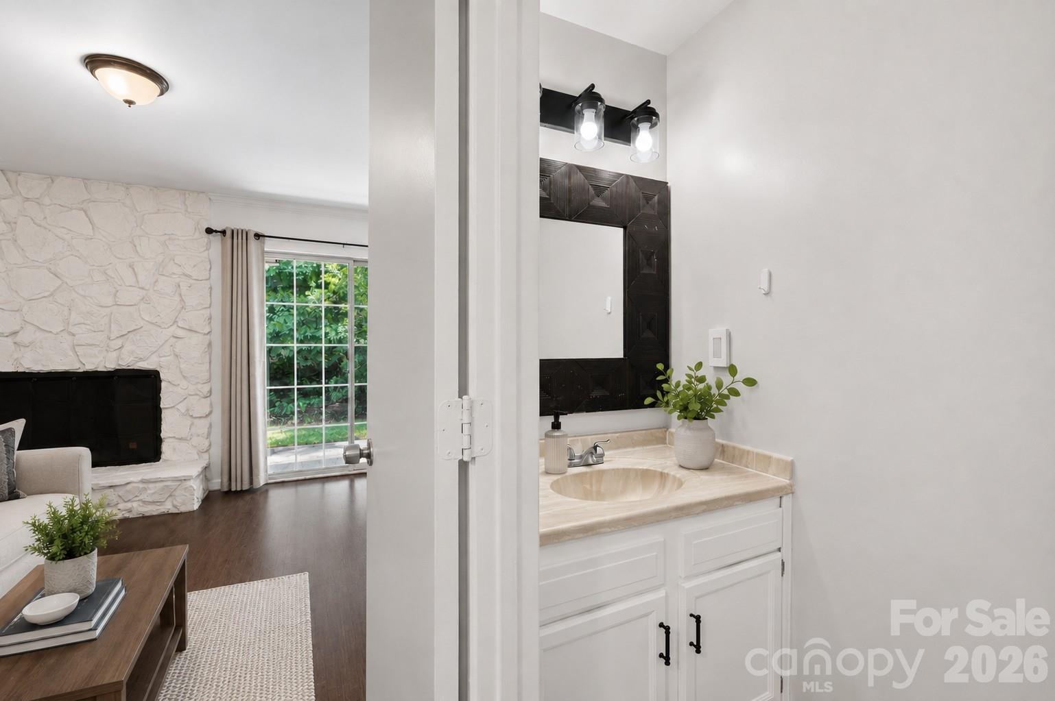 6216 Windsor Gate Lane Property Photo 6