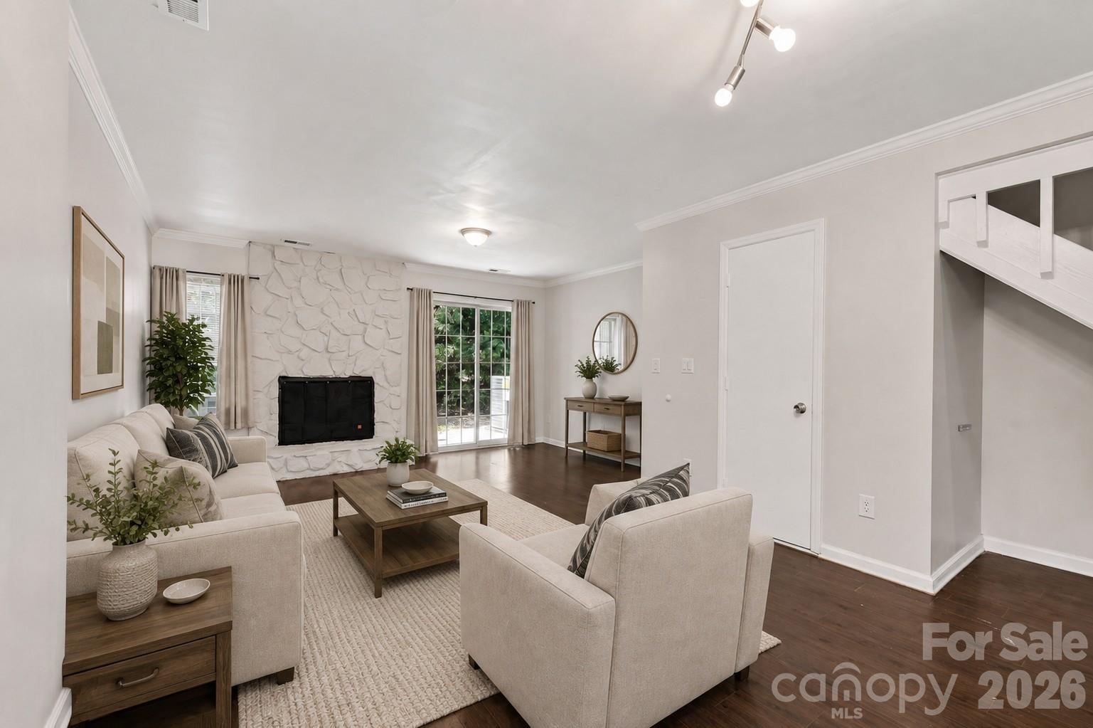 6216 Windsor Gate Lane Property Photo 7