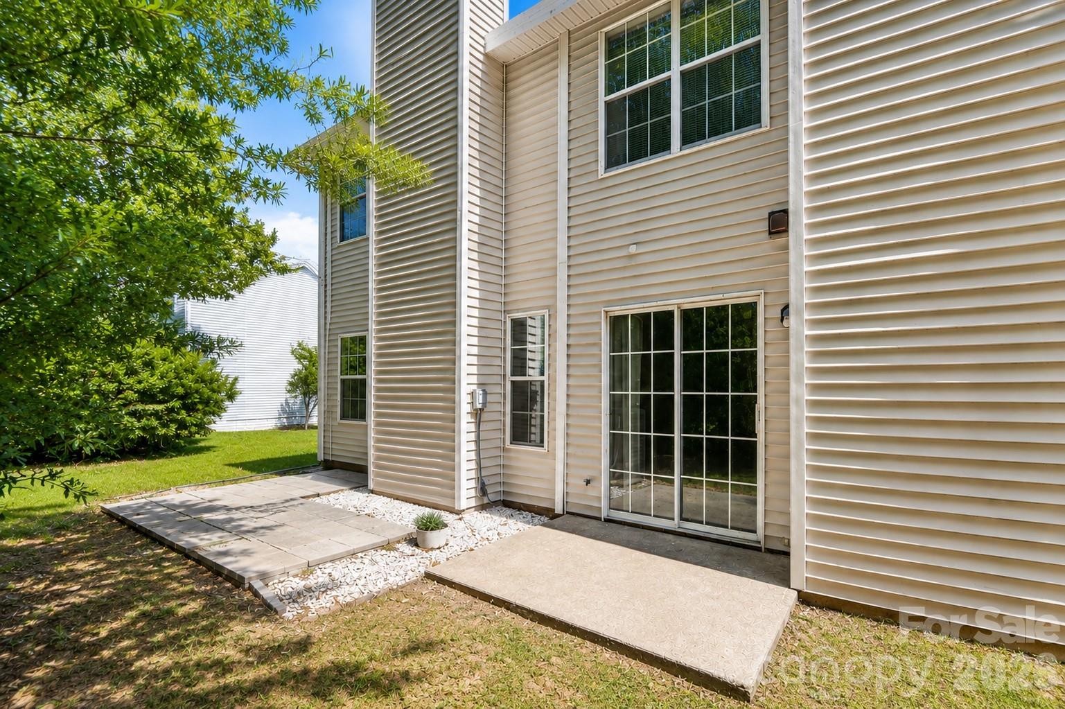 6216 Windsor Gate Lane Property Photo 17