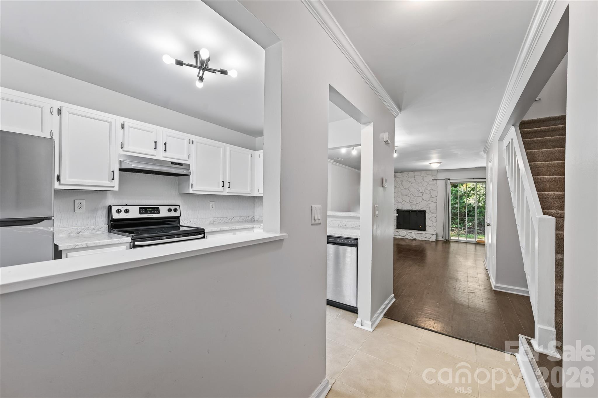 6216 Windsor Gate Lane Property Photo 19