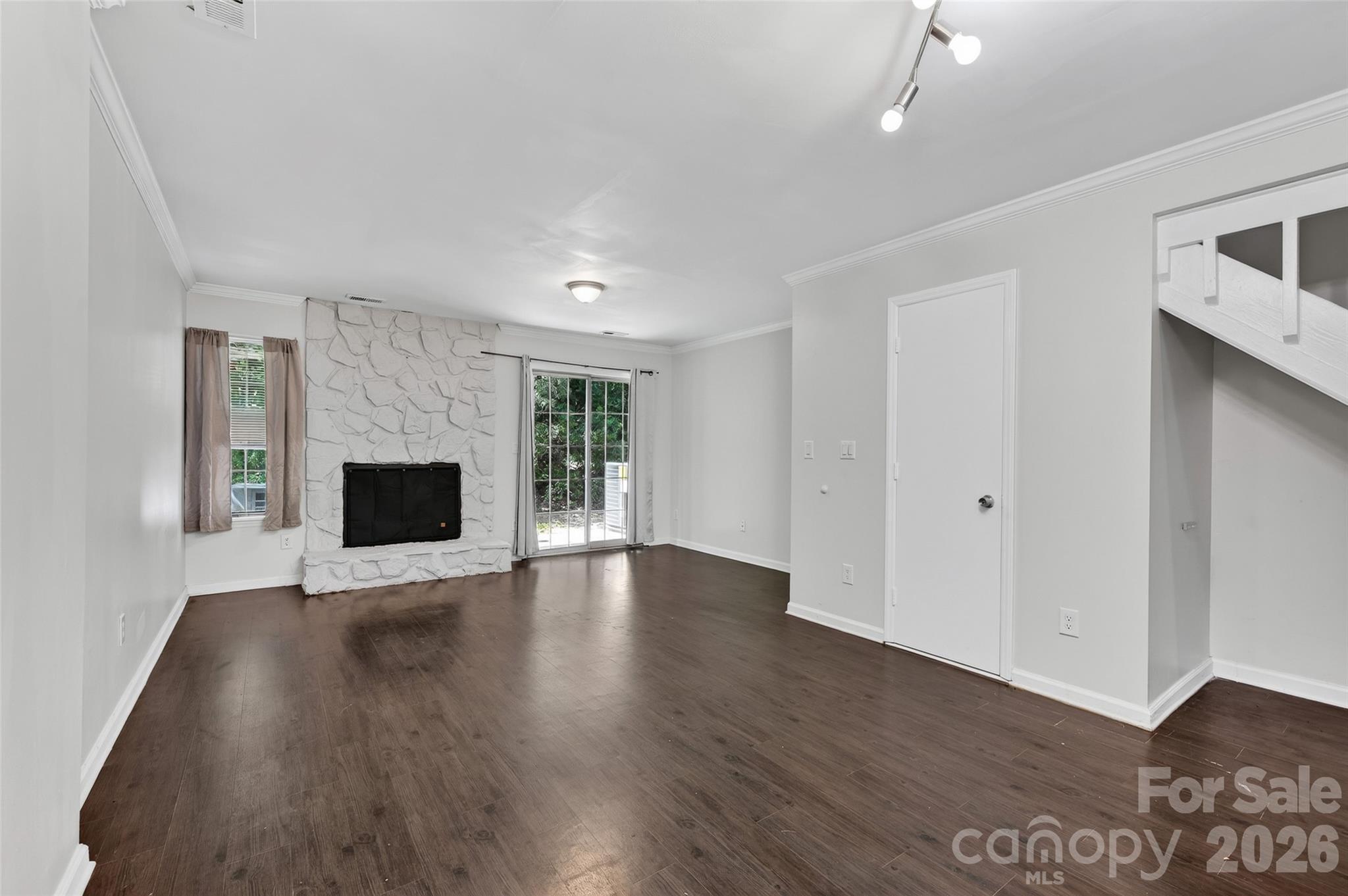 6216 Windsor Gate Lane Property Photo 23
