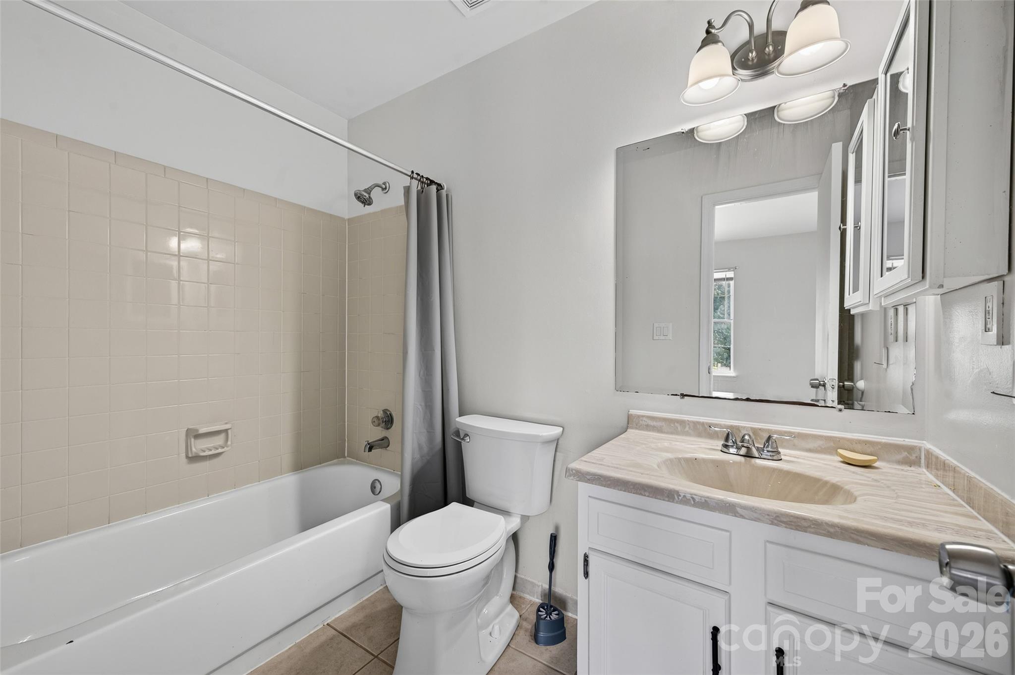 6216 Windsor Gate Lane Property Photo 33