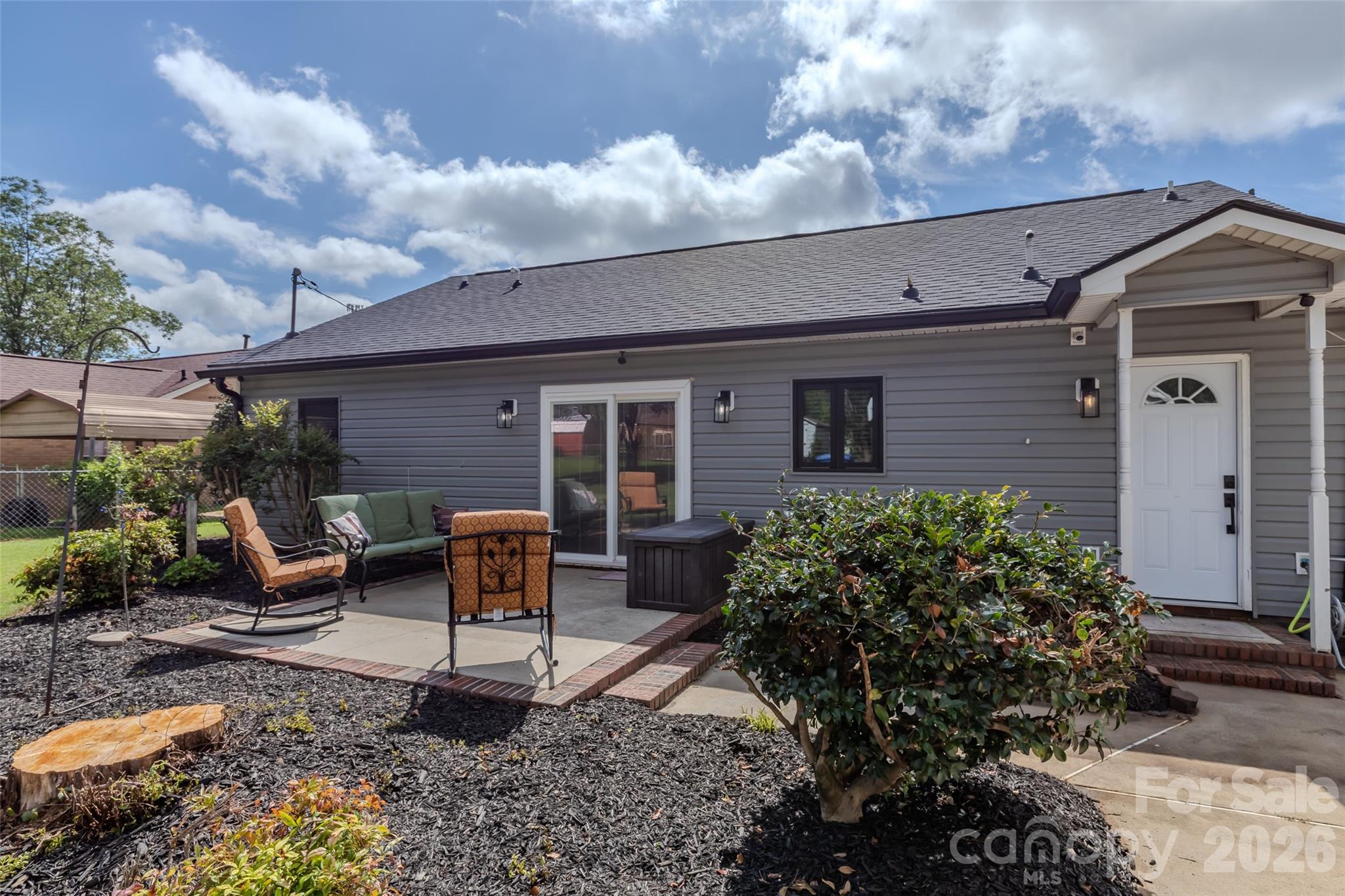 506 S Cansler Street Property Photo 5