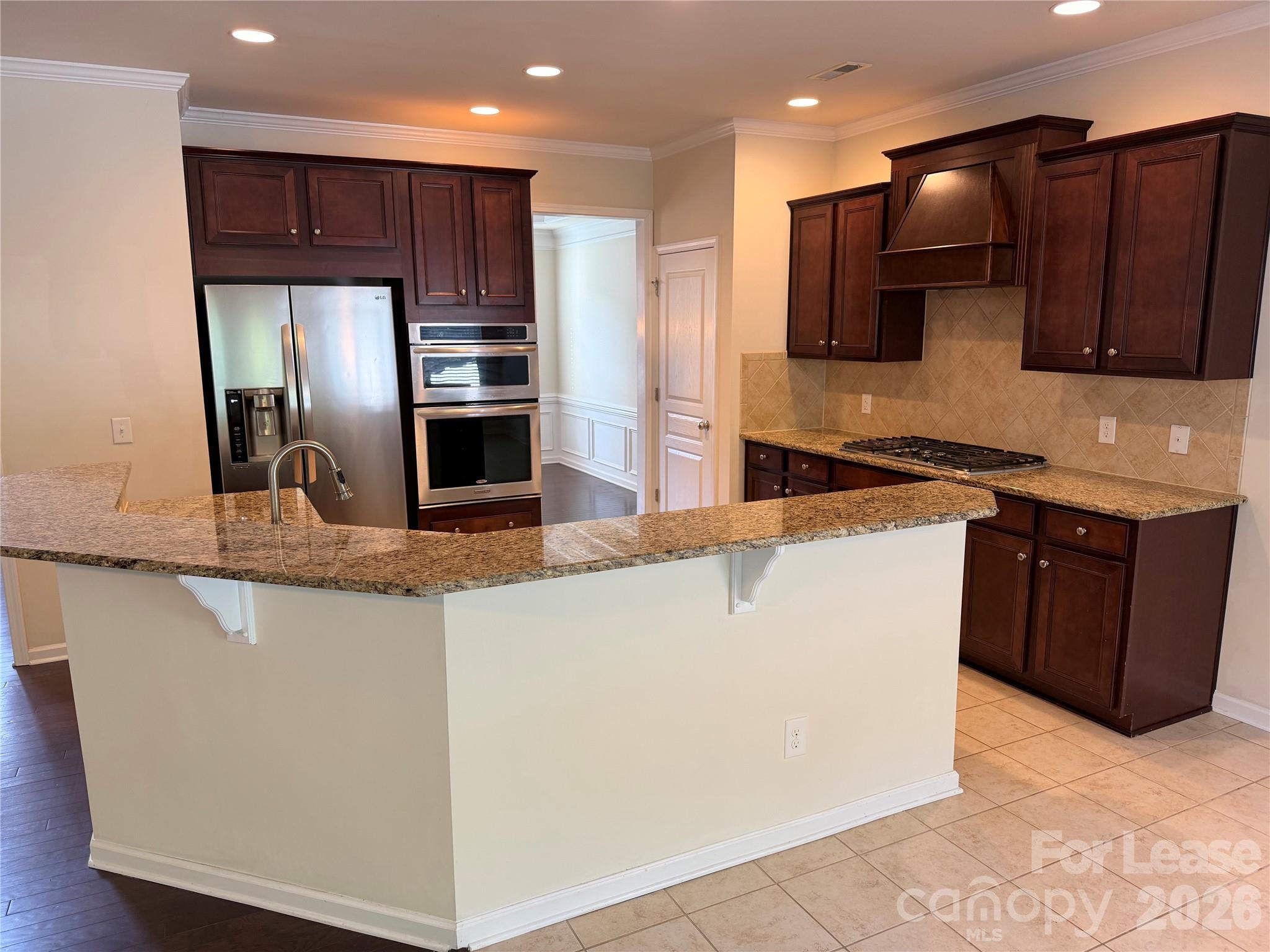 6719 Coral Rose Road Property Photo 3