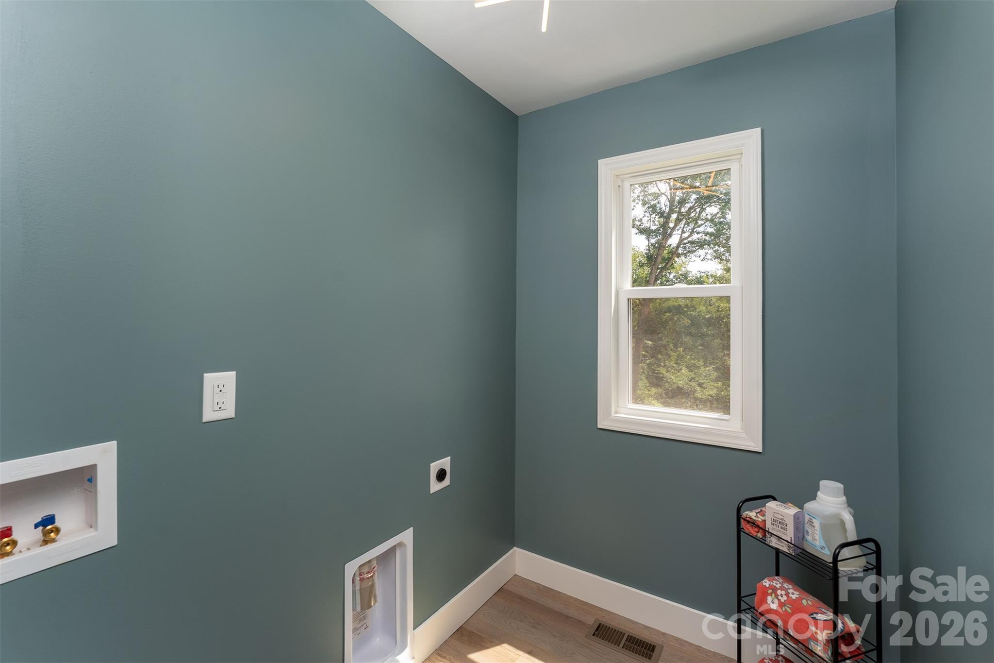 12 Crestfield Avenue Property Photo 12