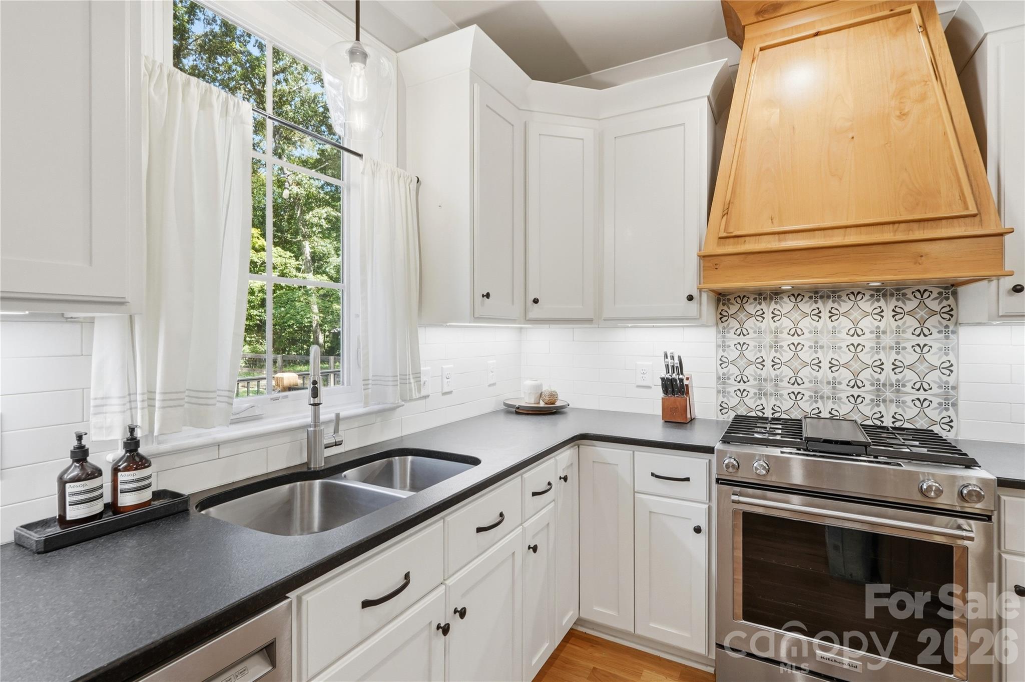10154 Jim Sossoman Road Property Photo 20