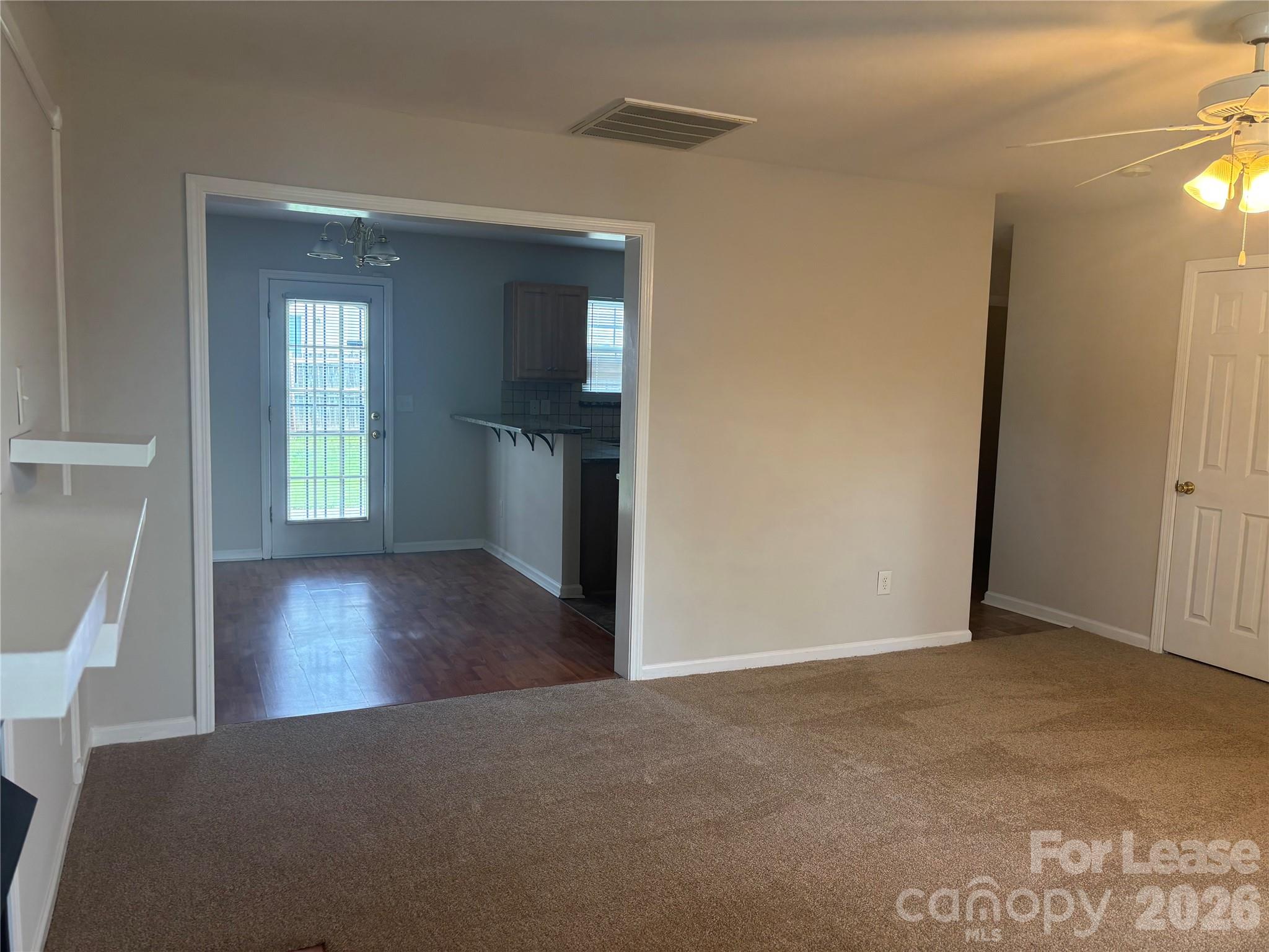 1426 Peach Park Lane Property Photo 5