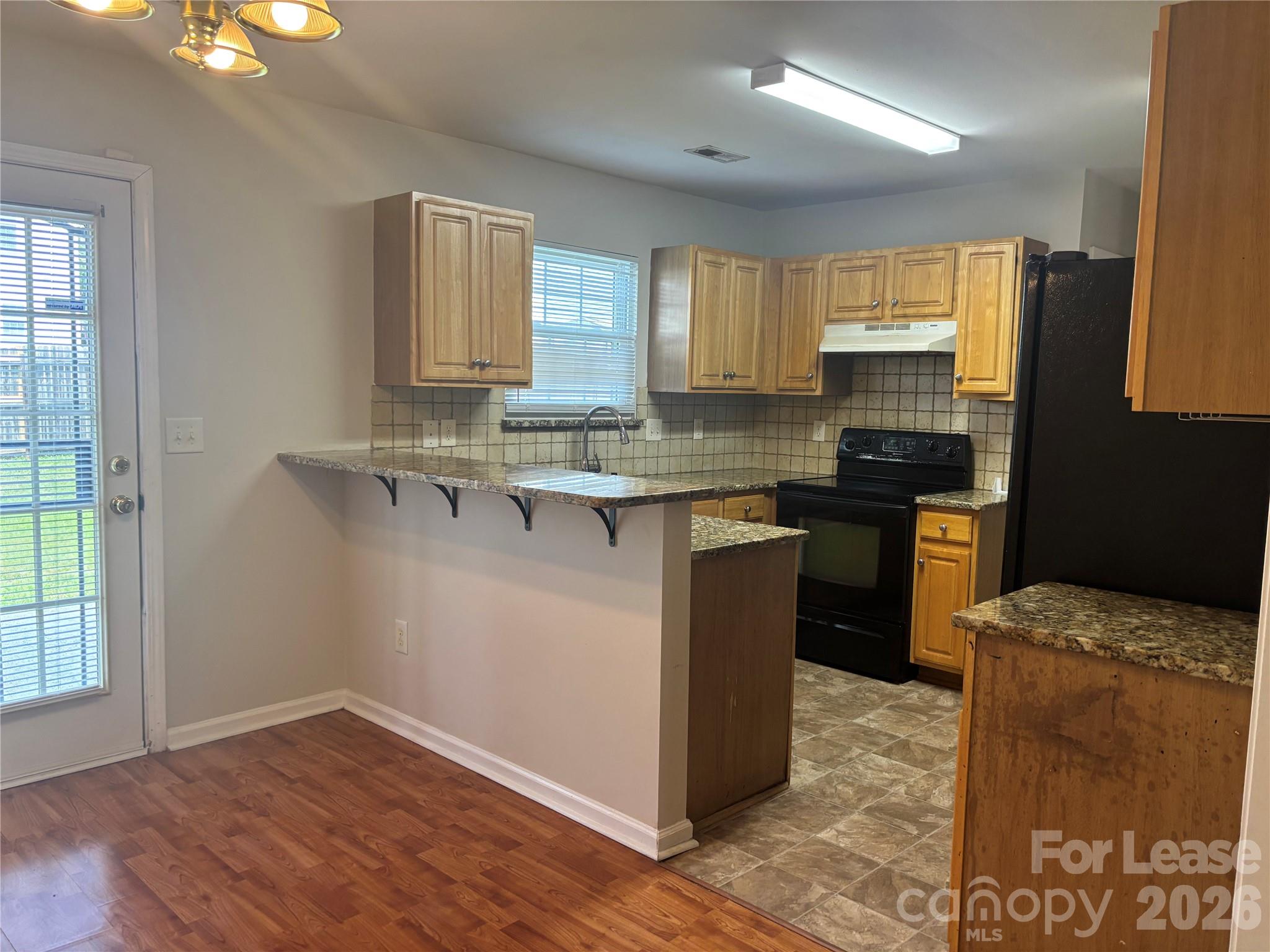 1426 Peach Park Lane Property Photo 7