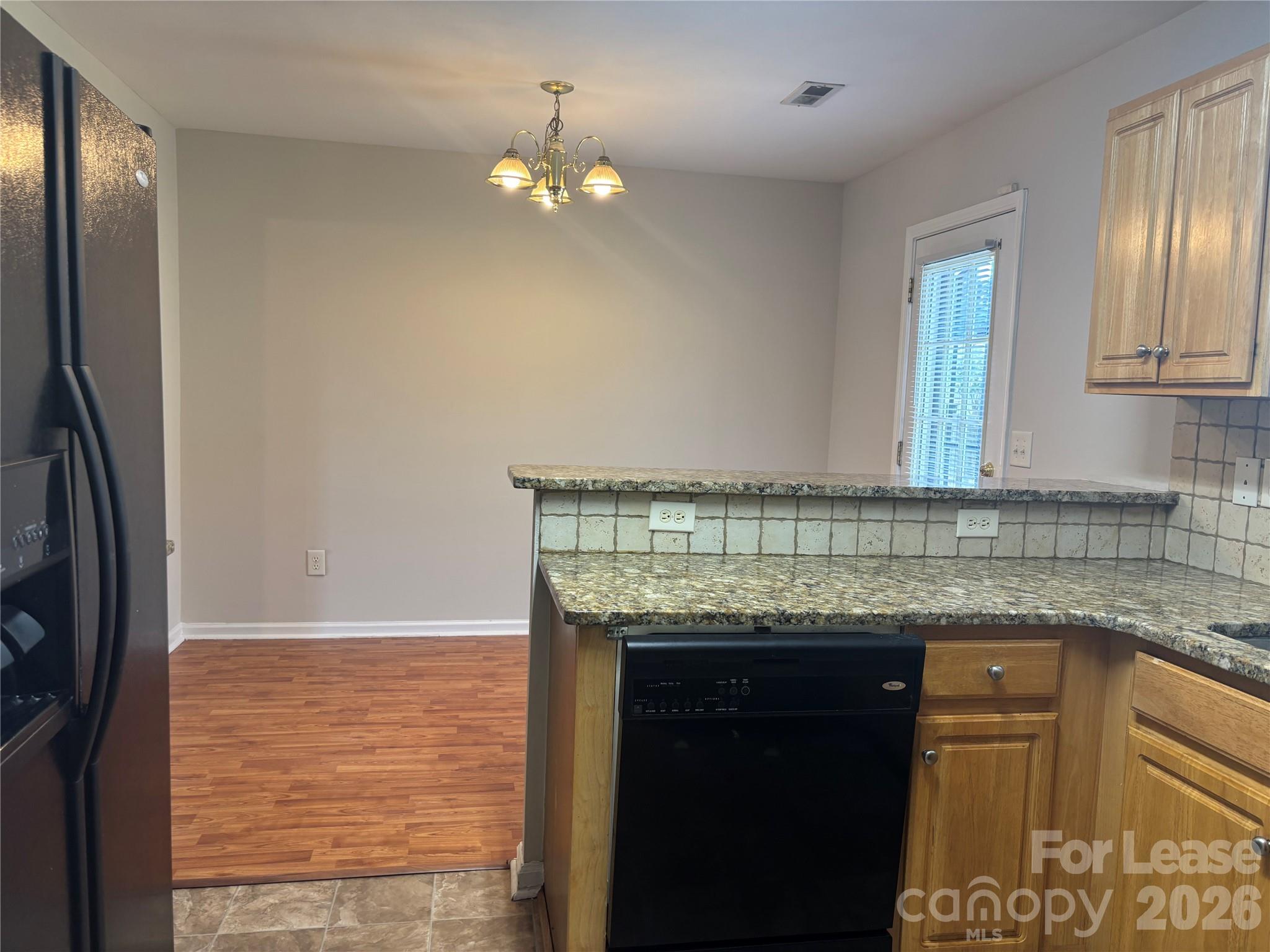 1426 Peach Park Lane Property Photo 8