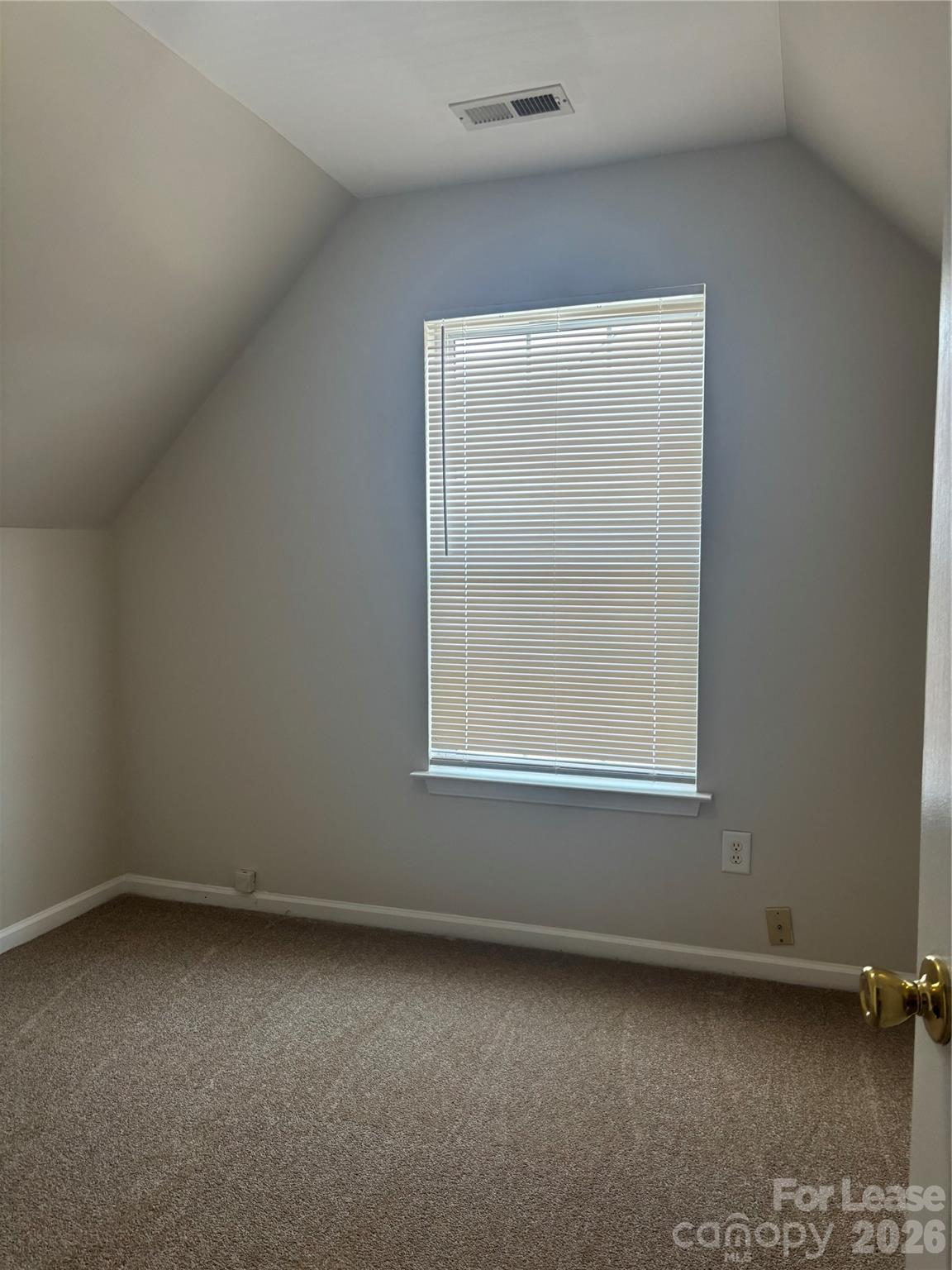 1426 Peach Park Lane Property Photo 14