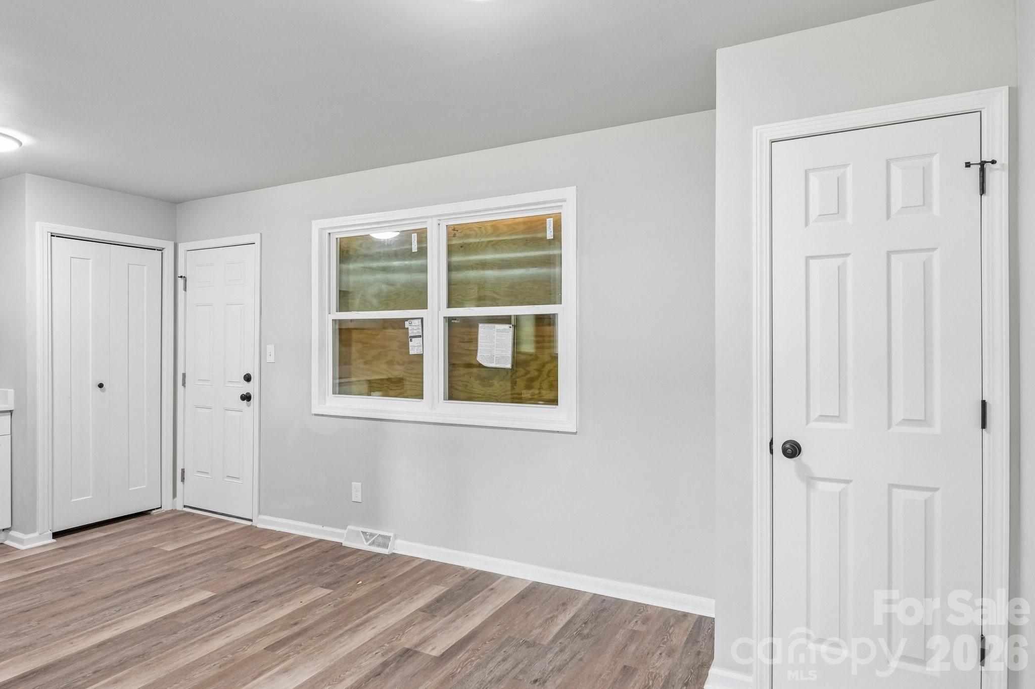 2545 Abelwood Road Property Photo 6