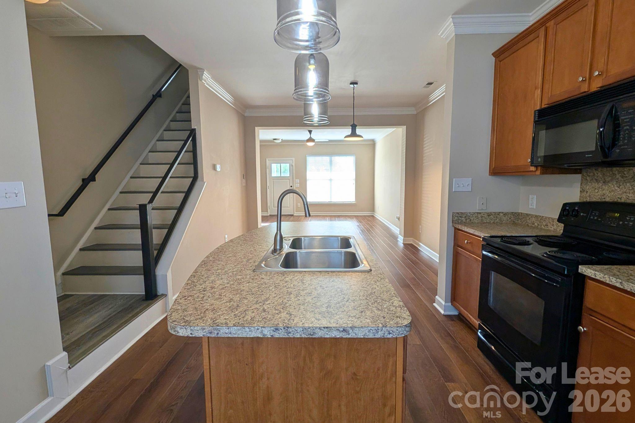 5112 Prosperity Church Road Property Photo 5