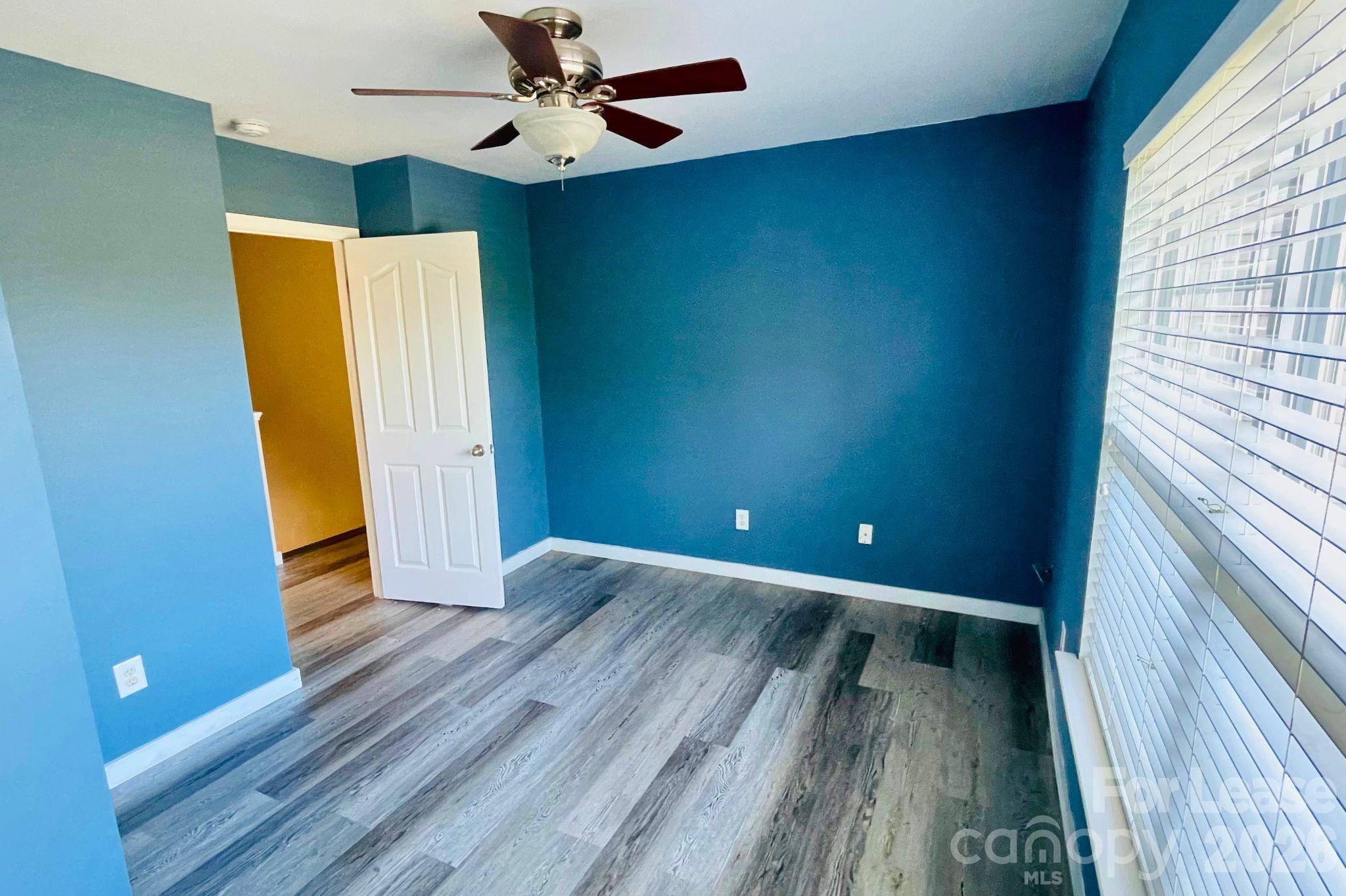 5112 Prosperity Church Road Property Photo 8