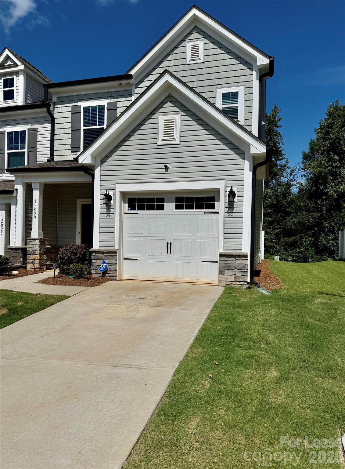 12029 Basking Drive Property Photo 2