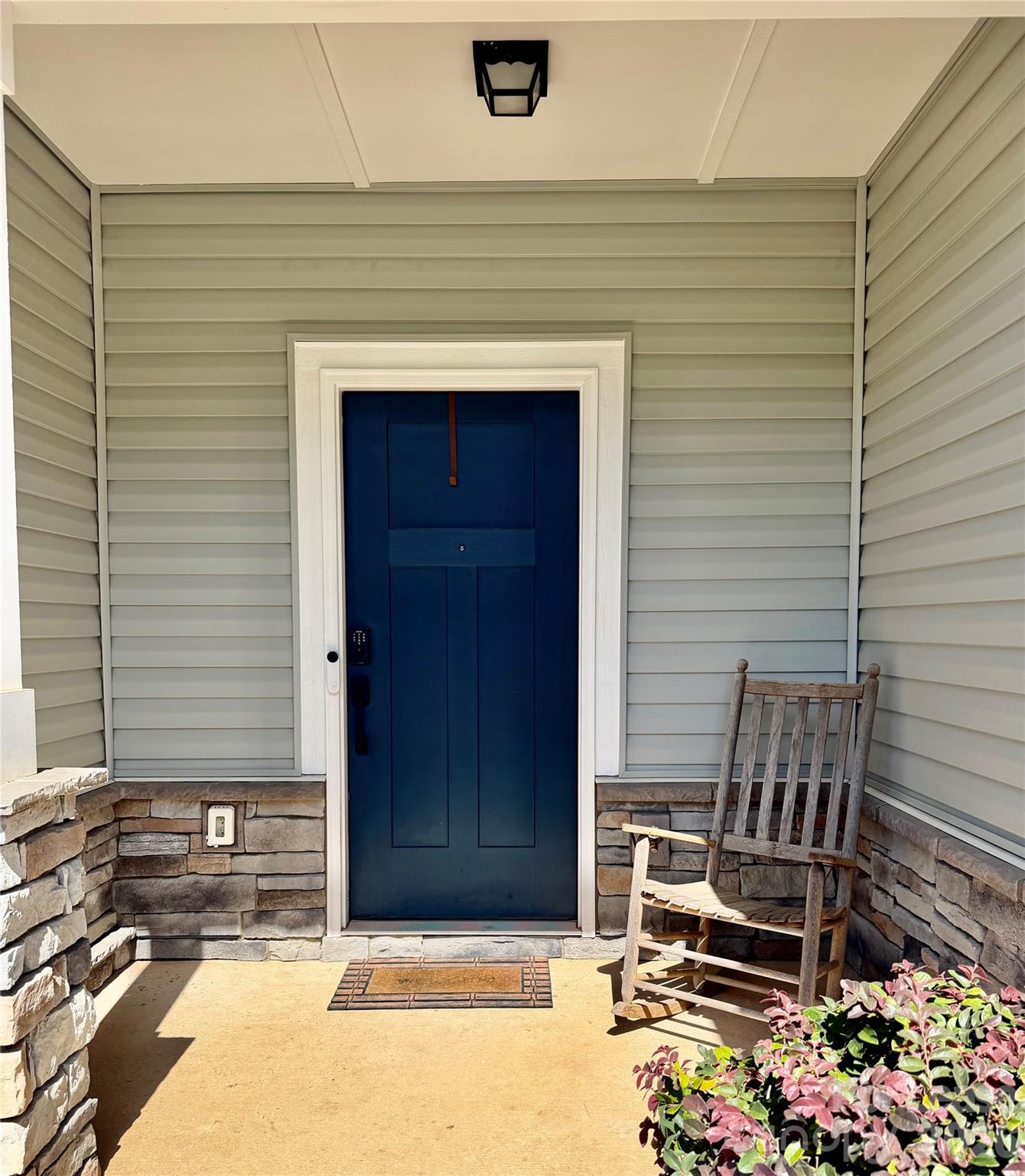 12029 Basking Drive Property Photo 3