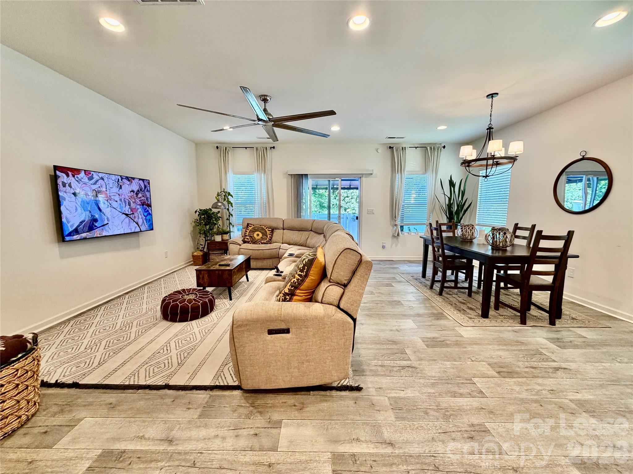 12029 Basking Drive Property Photo 9