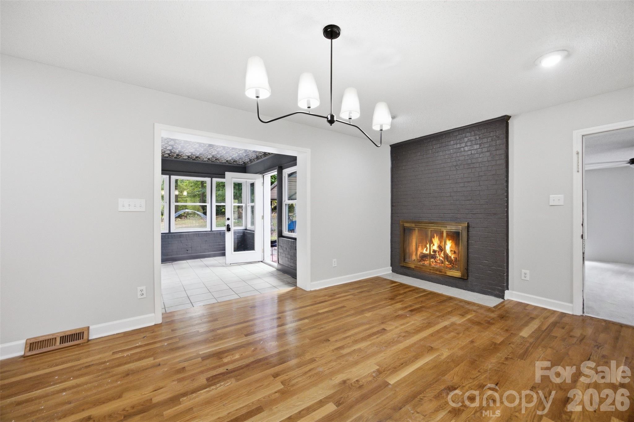 806 Danbrook Circle Property Photo 3