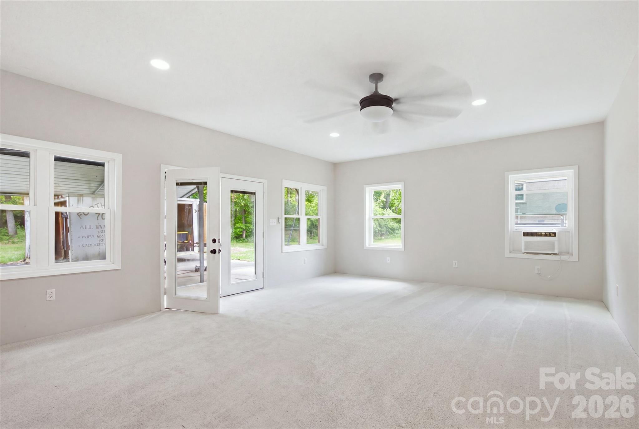 806 Danbrook Circle Property Photo 16