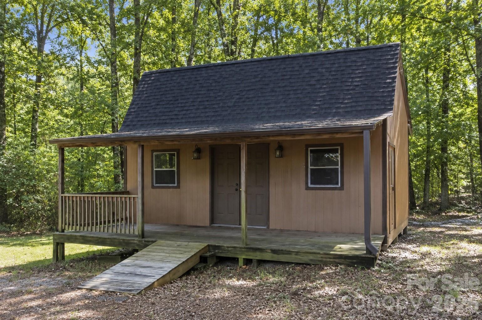 806 Danbrook Circle Property Photo 20