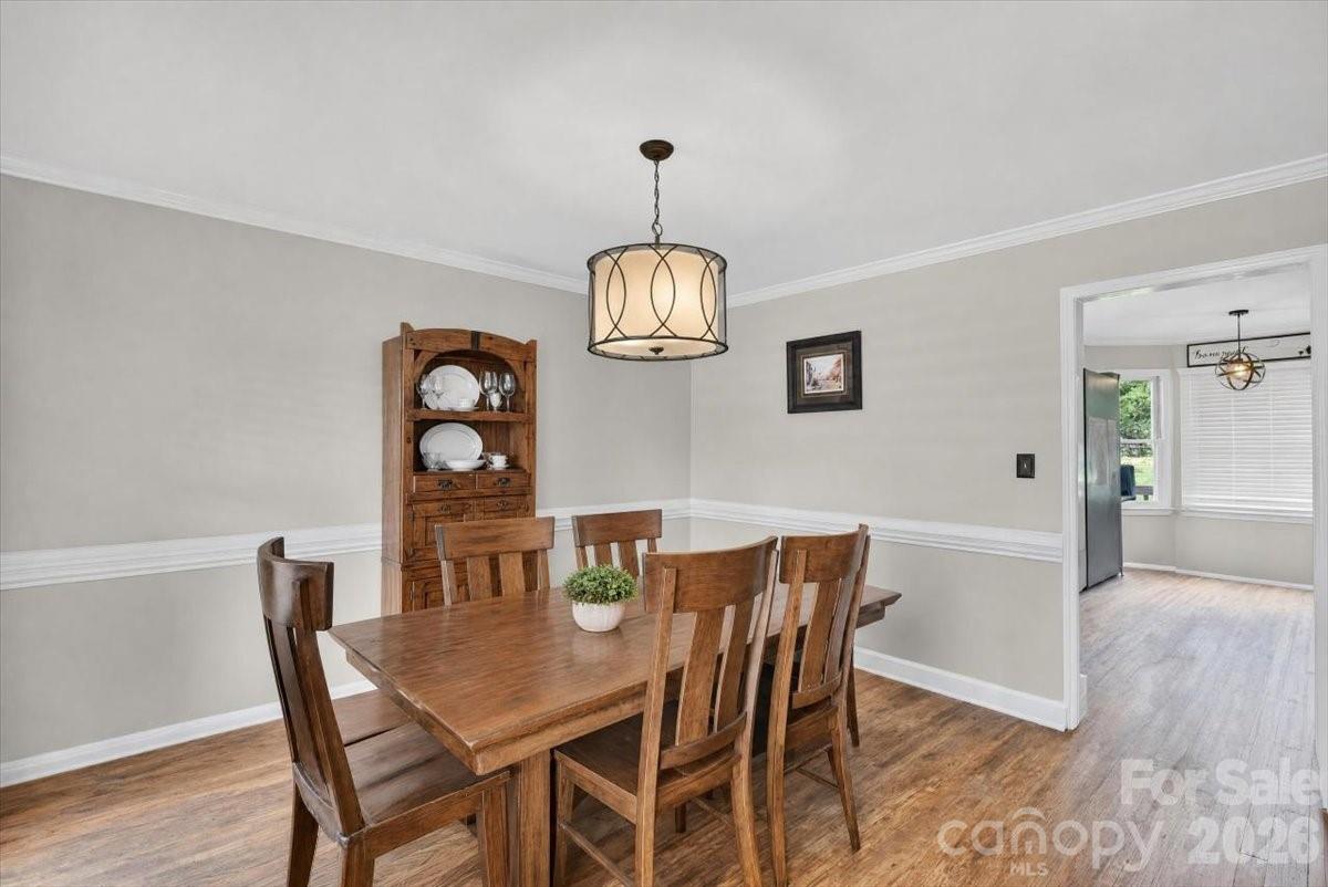 2025 Hilltop Road Property Photo 17