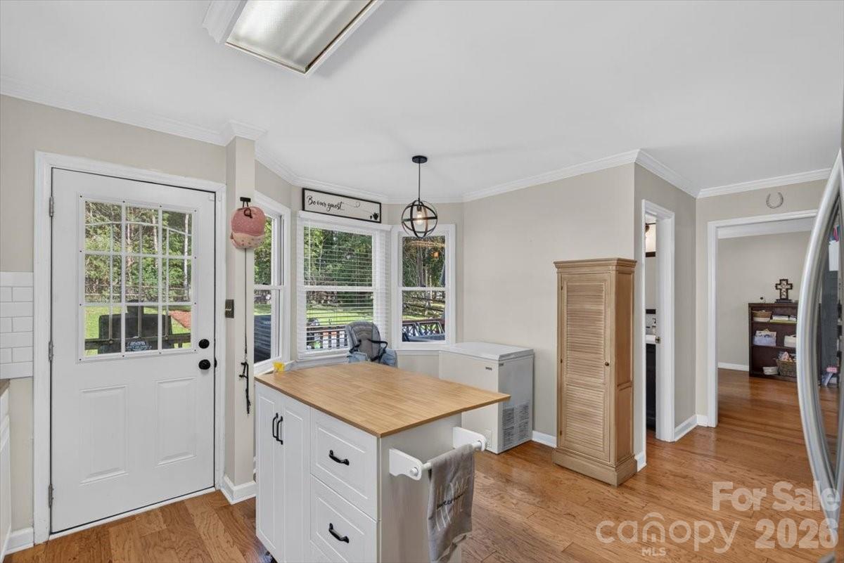 2025 Hilltop Road Property Photo 20