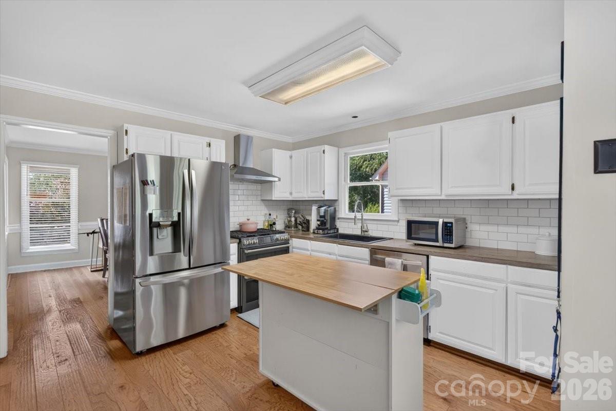 2025 Hilltop Road Property Photo 23